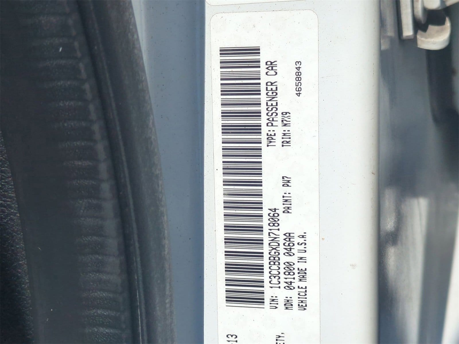 Thumbnail: 2013 Chrysler 200 - 33