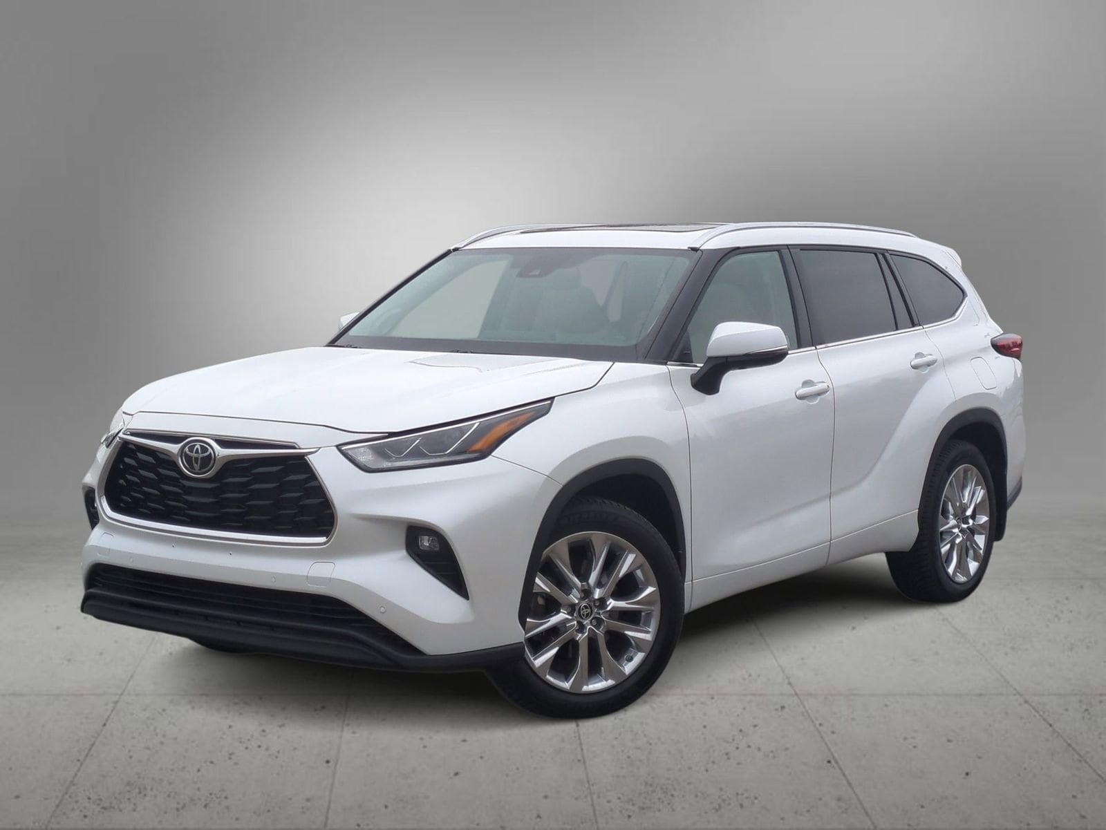 Thumbnail: 2023 Toyota Highlander - 1