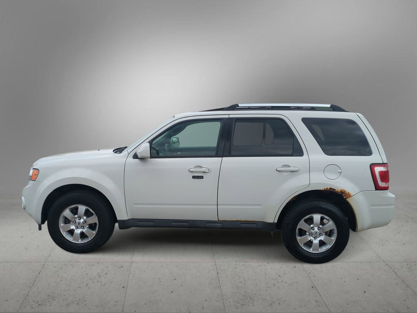 Thumbnail: 2012 Ford Escape - 5