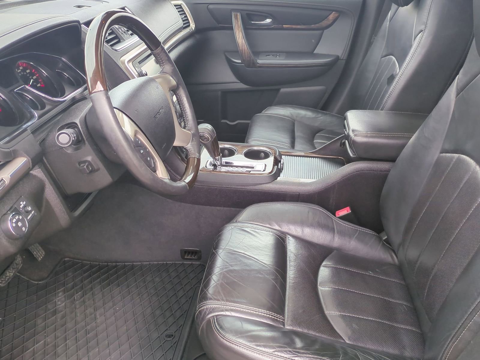 Thumbnail: 2015 GMC Acadia - 16