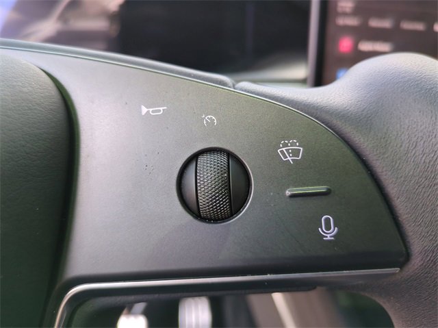 Thumbnail: 2022 Tesla Model X - 23