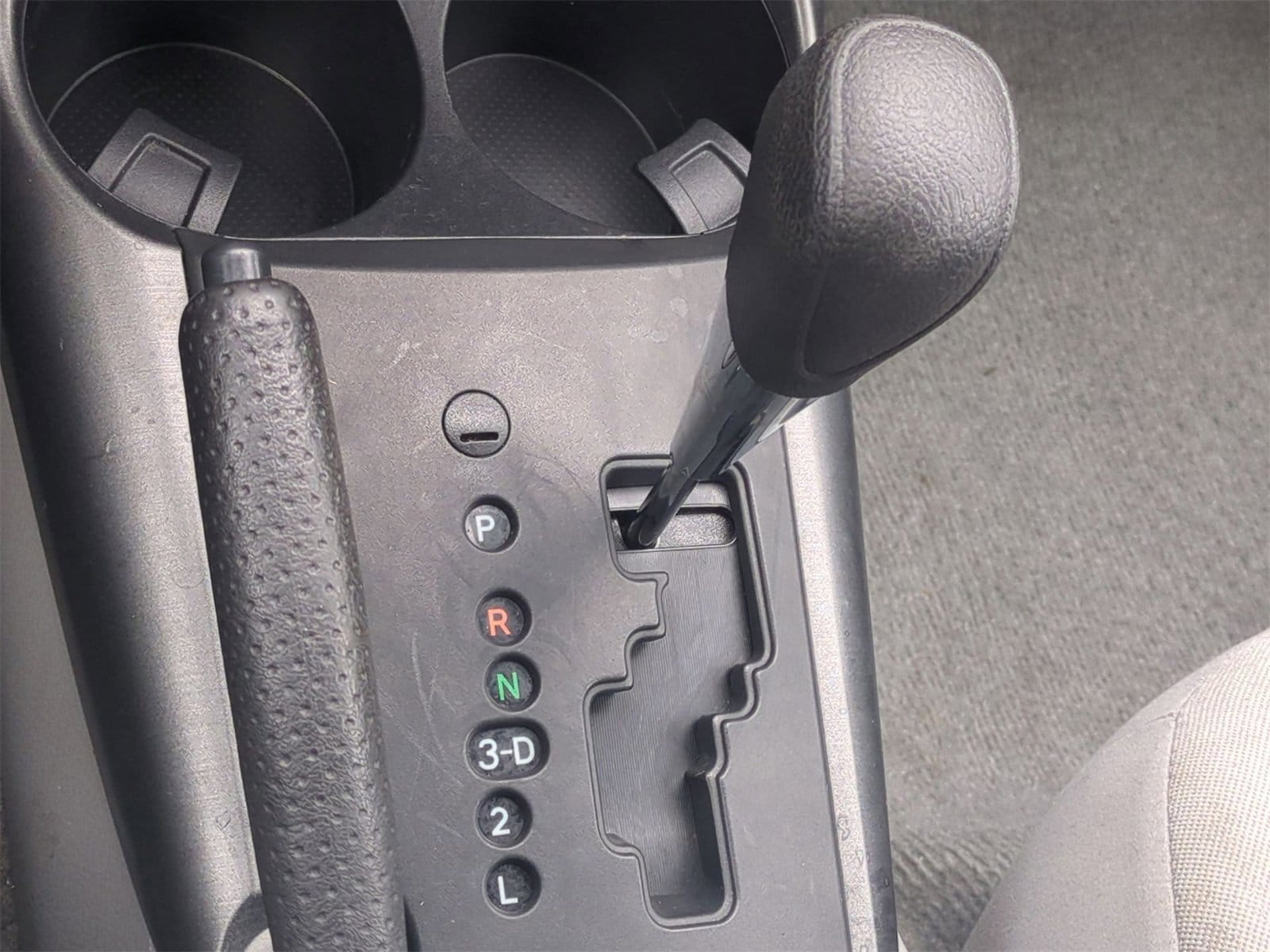 Thumbnail: 2011 Toyota RAV4 - 28