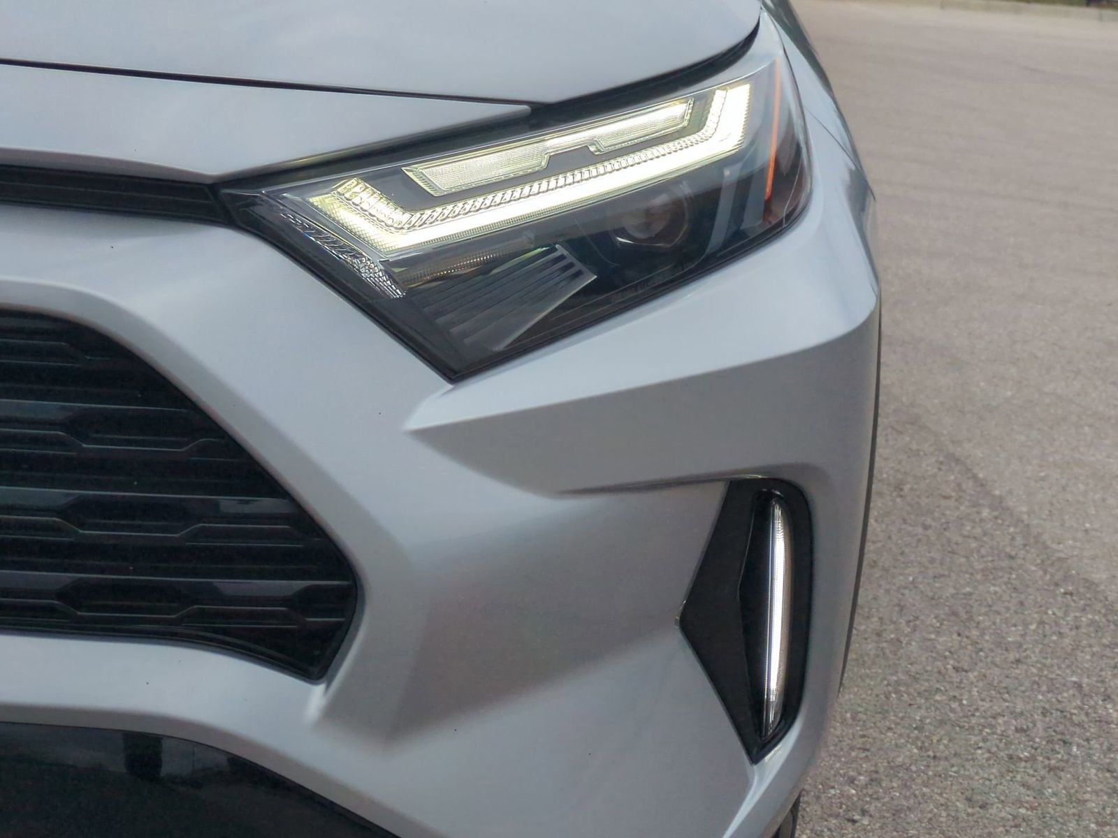 Thumbnail: 2024 Toyota RAV4 - 11