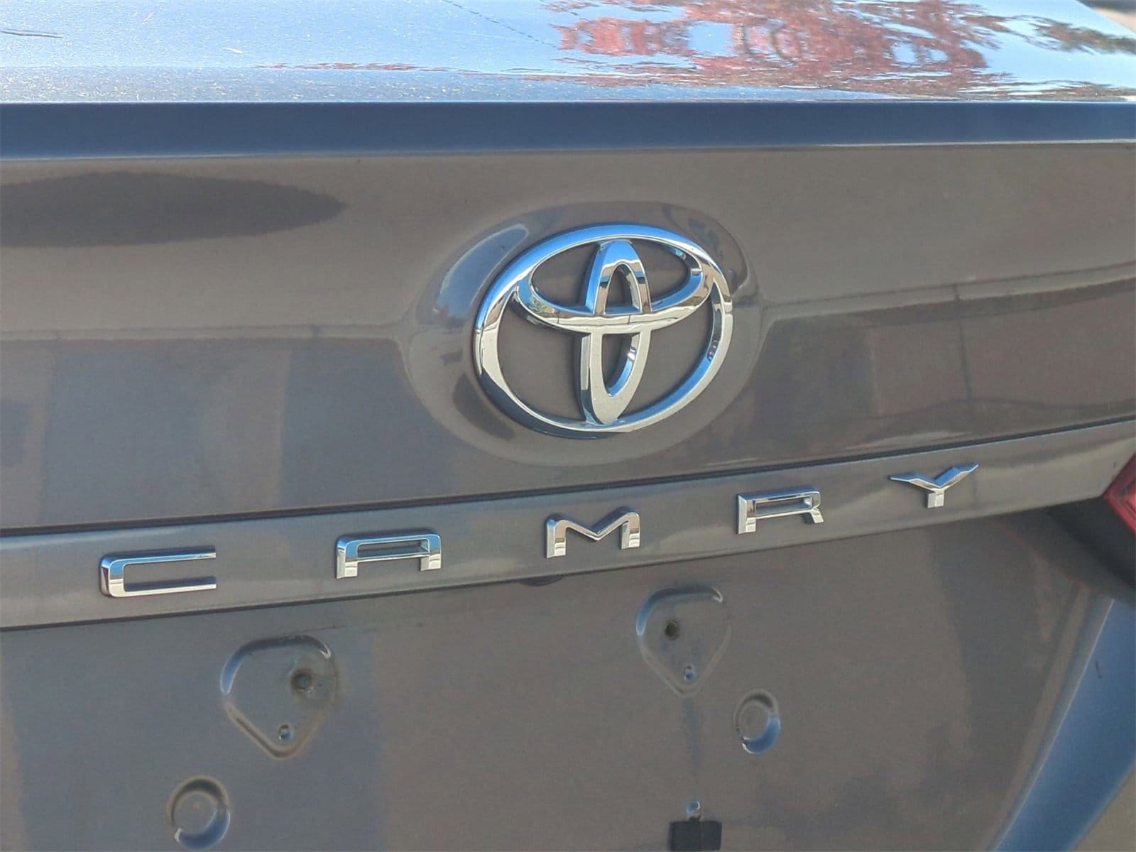 Thumbnail: 2019 Toyota Camry - 13