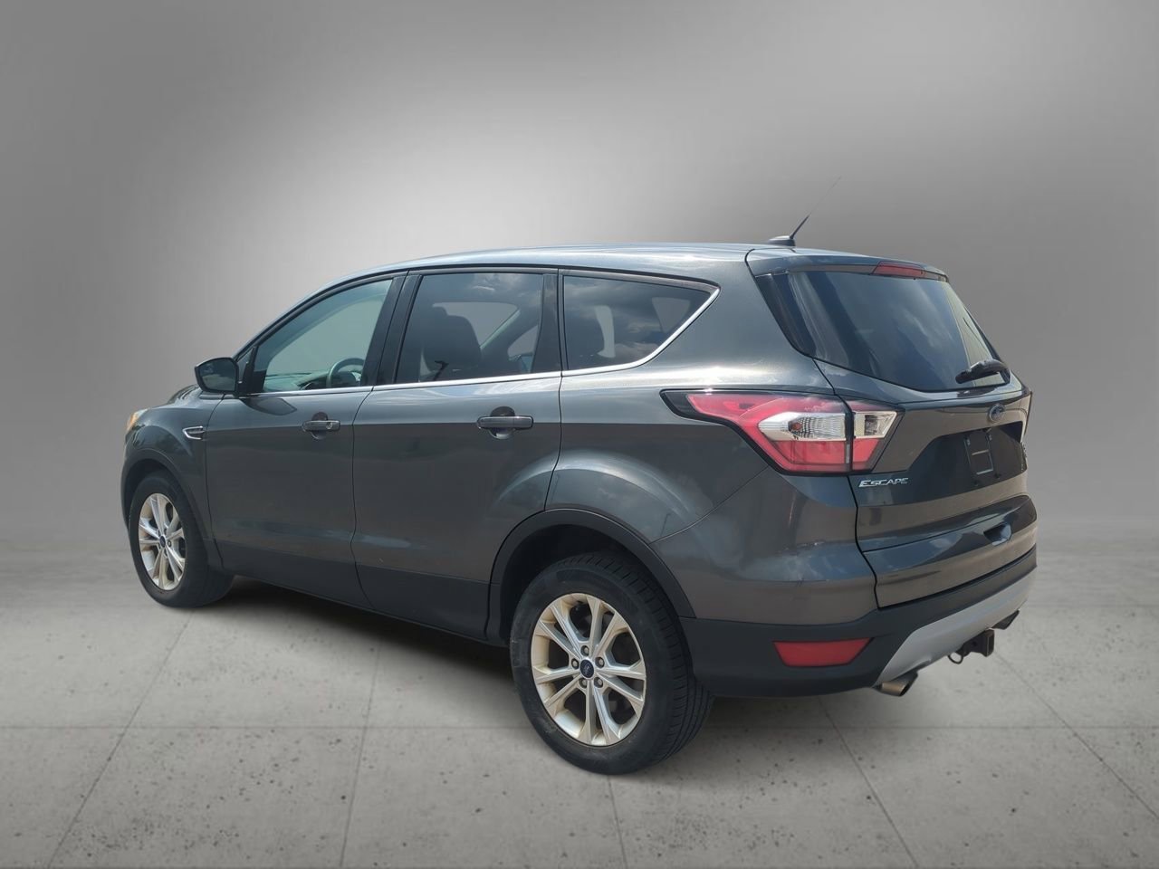 Thumbnail: 2017 Ford Escape - 6