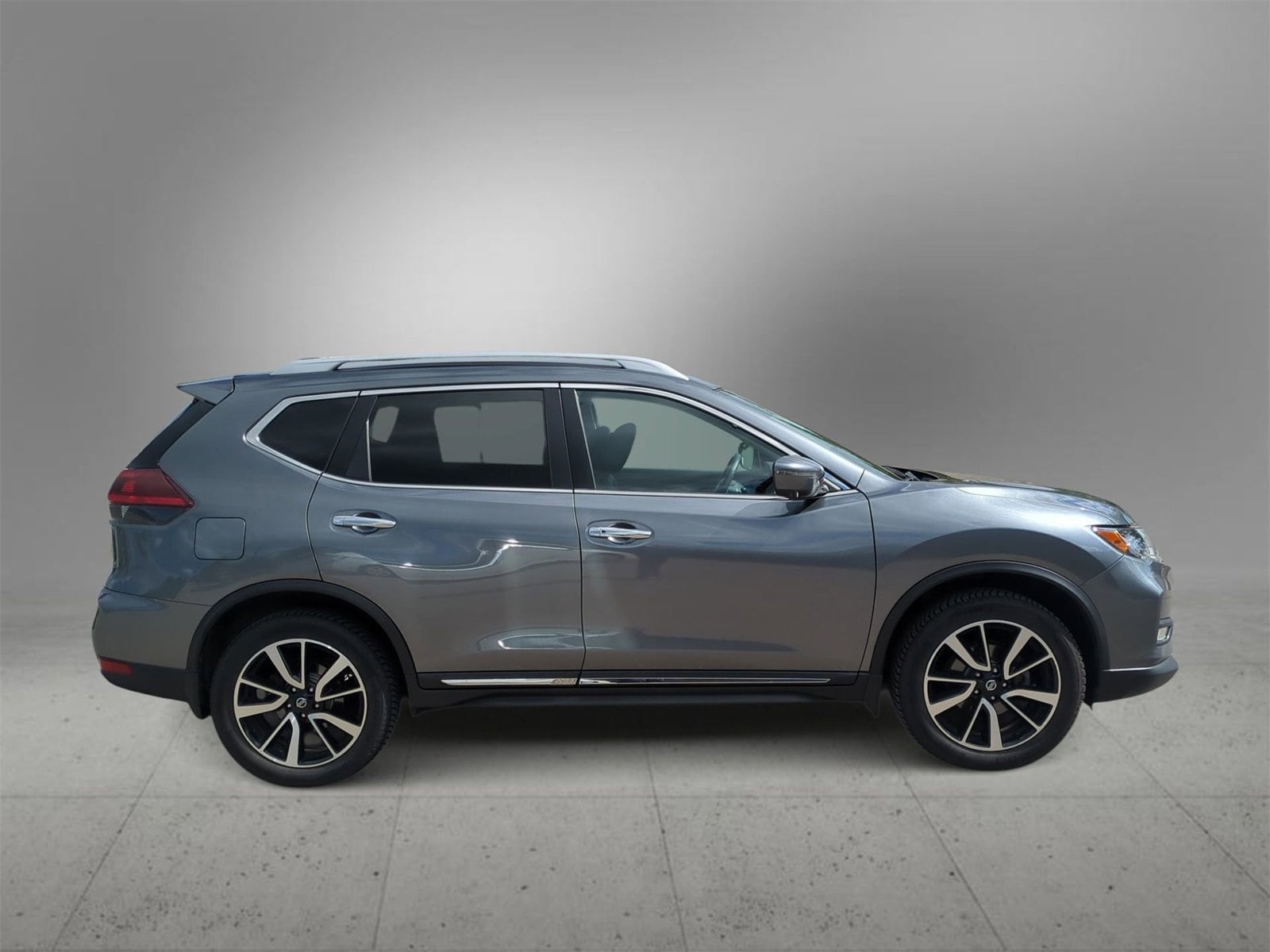 Thumbnail: 2019 Nissan Rogue - 9