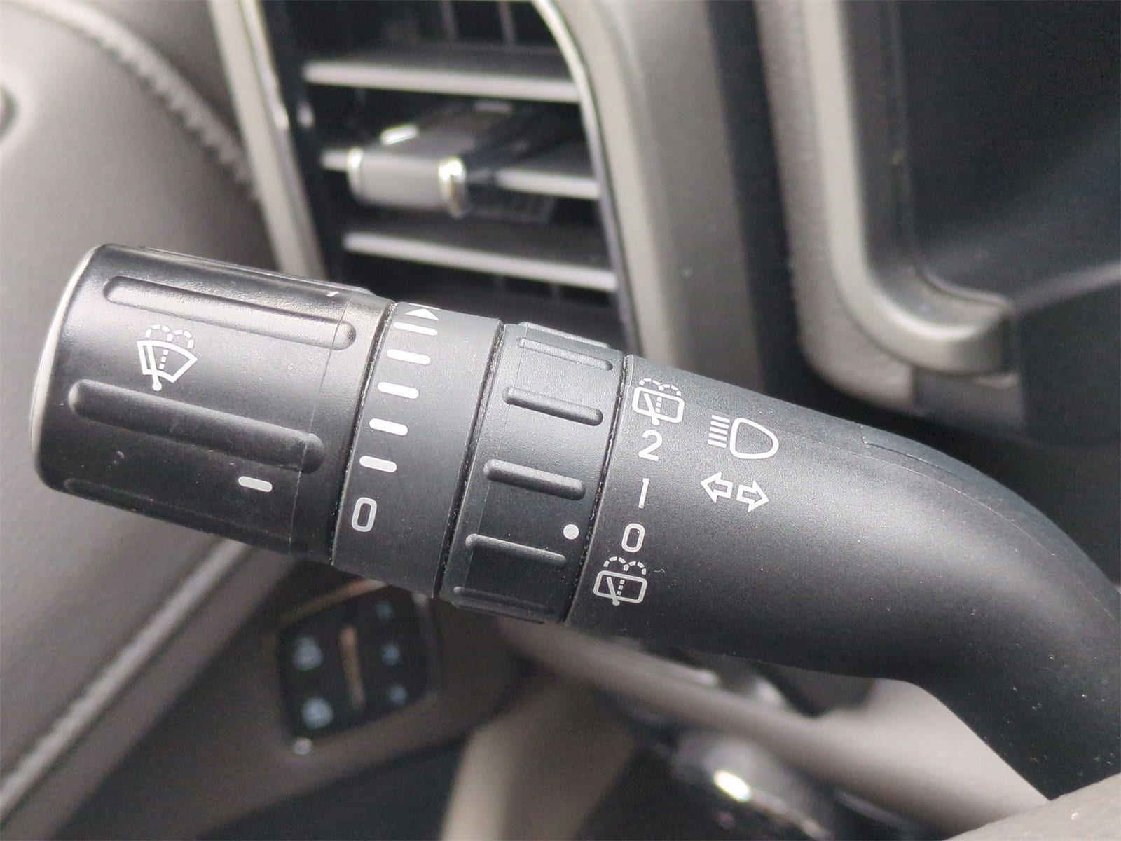 Thumbnail: 2020 Ford Expedition MAX - 28