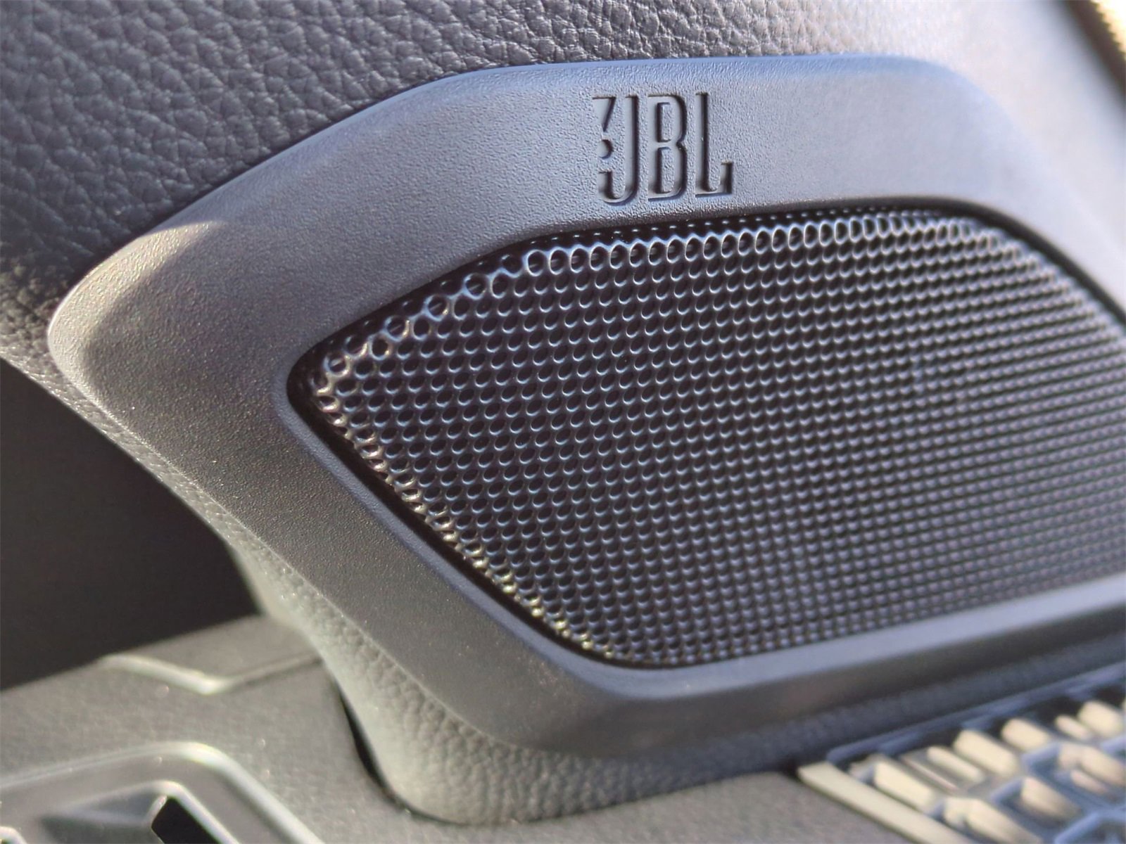 Thumbnail: 2025 Toyota Tacoma - 30