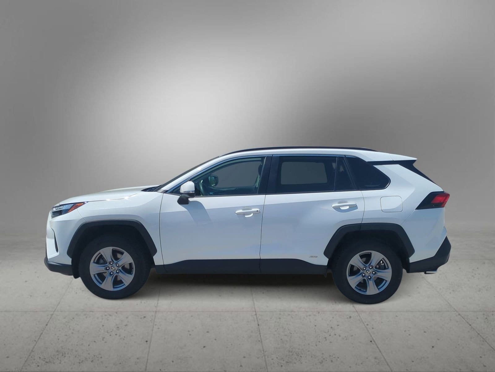 Thumbnail: 2022 Toyota RAV4 - 5
