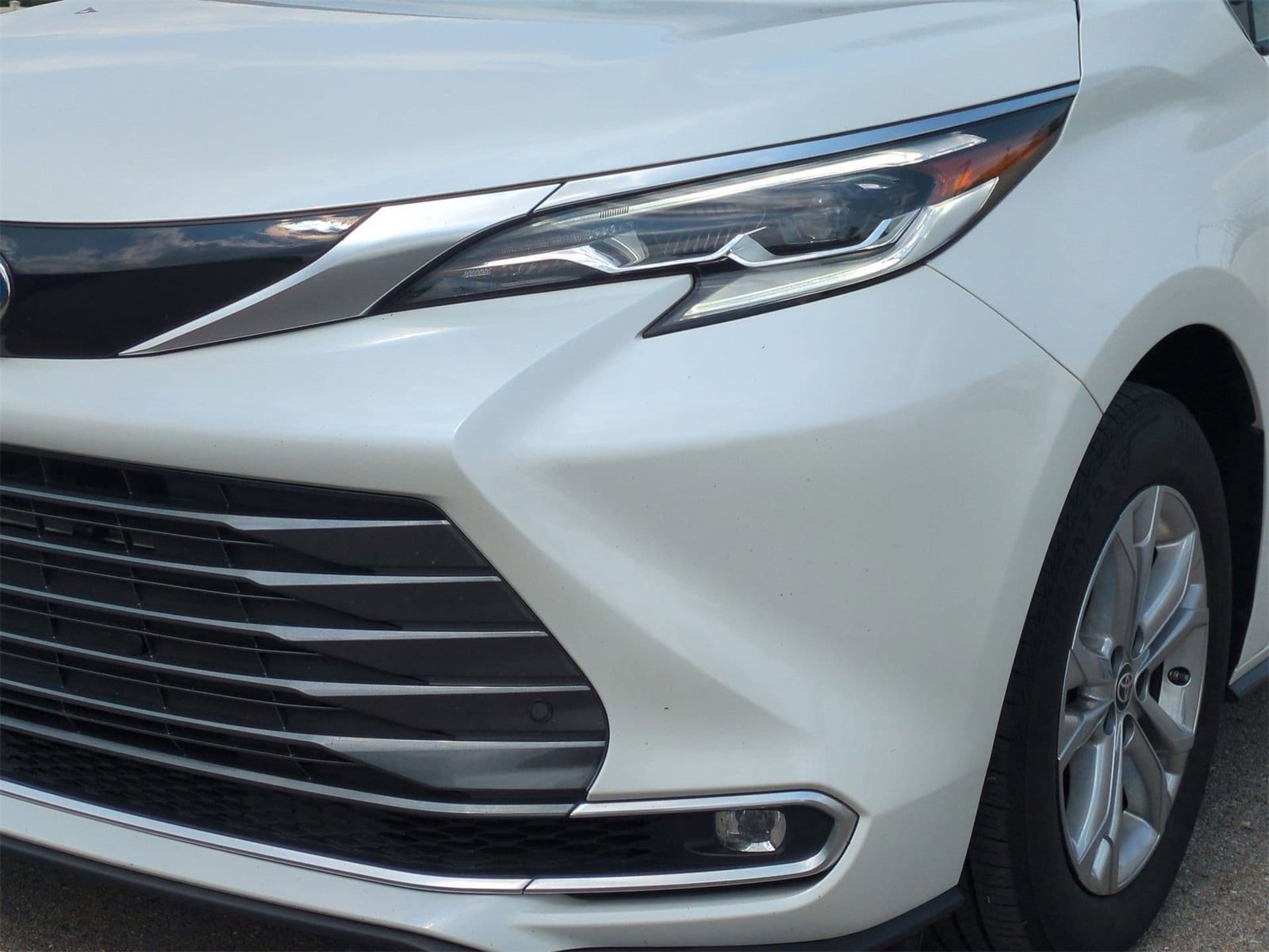2021 Toyota Sienna Platinum 11