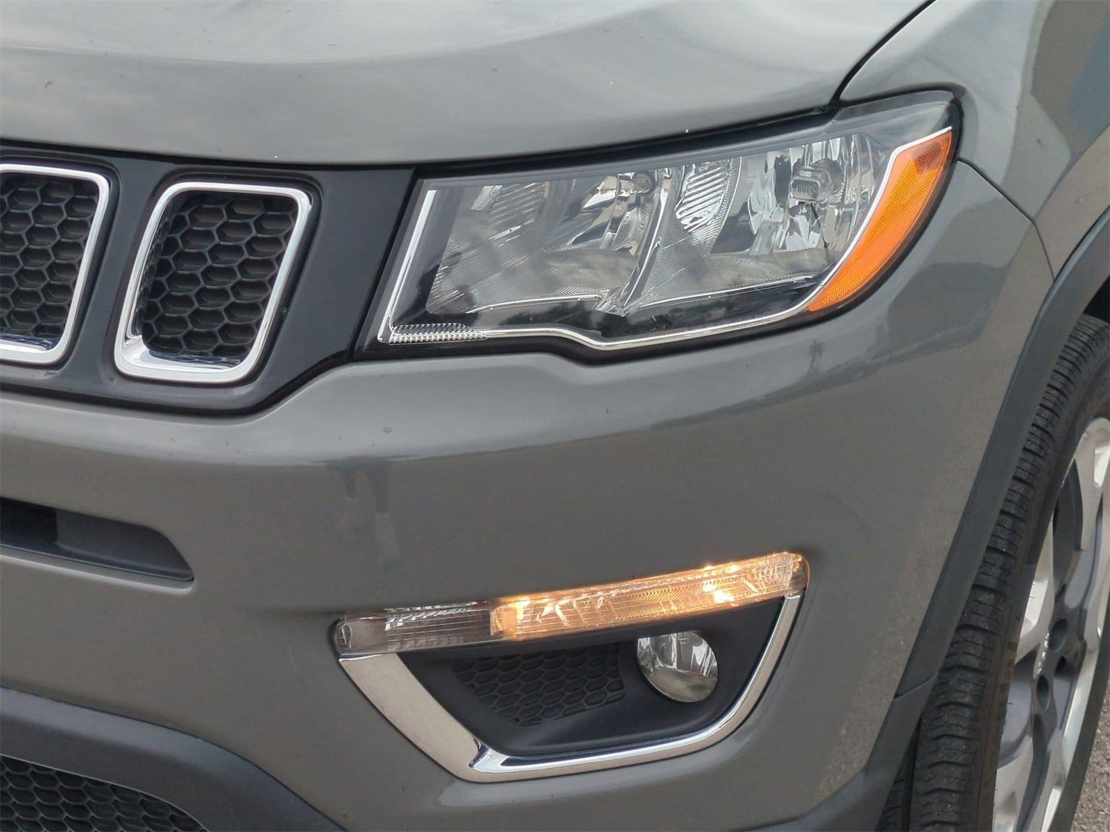 Thumbnail: 2020 Jeep Compass - 11