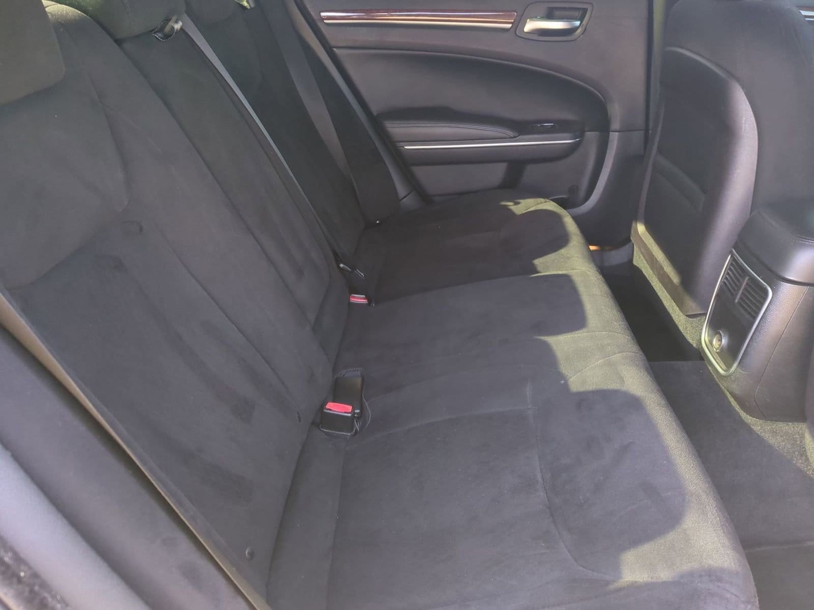 Thumbnail: 2012 Chrysler 300 - 20