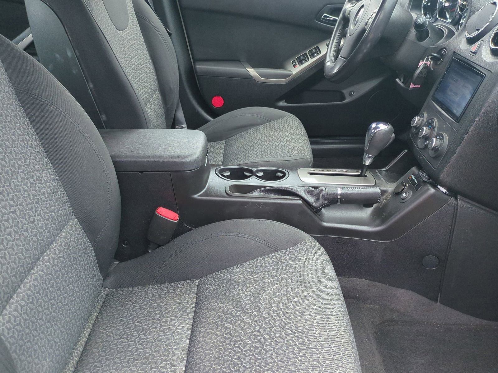 Thumbnail: 2009 Pontiac G6 - 21