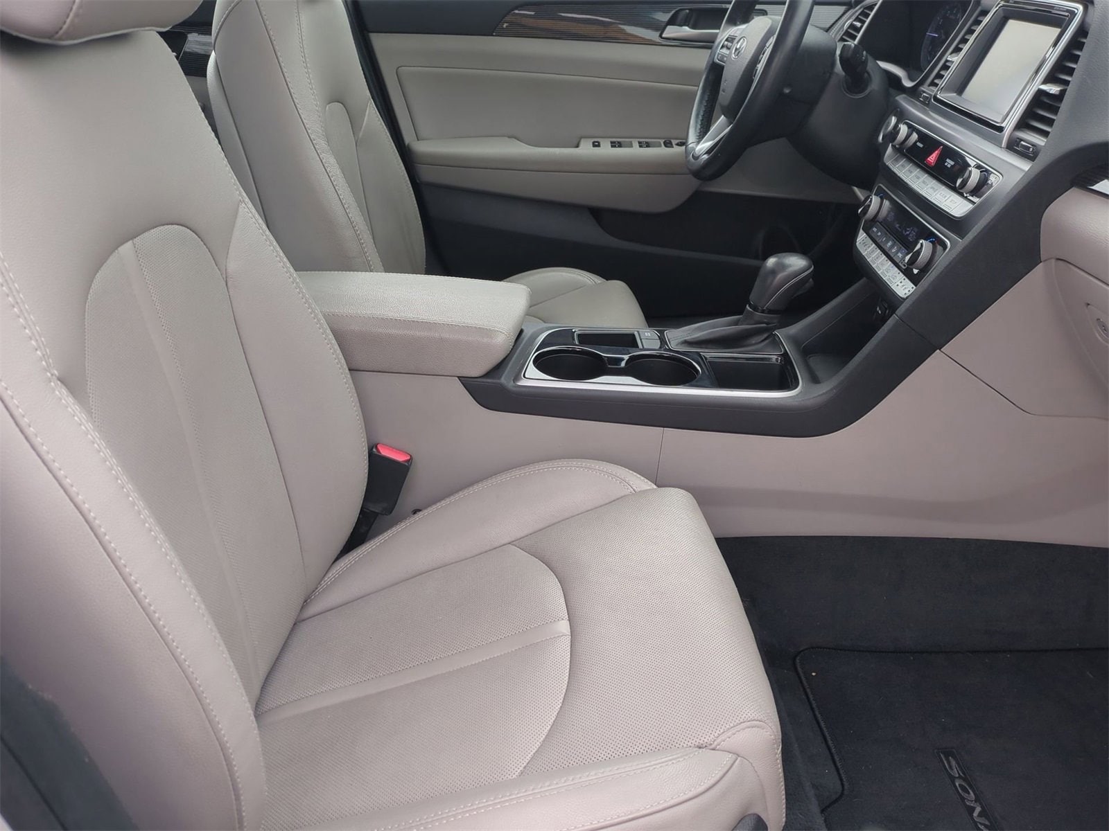 Thumbnail: 2018 Hyundai Sonata - 22