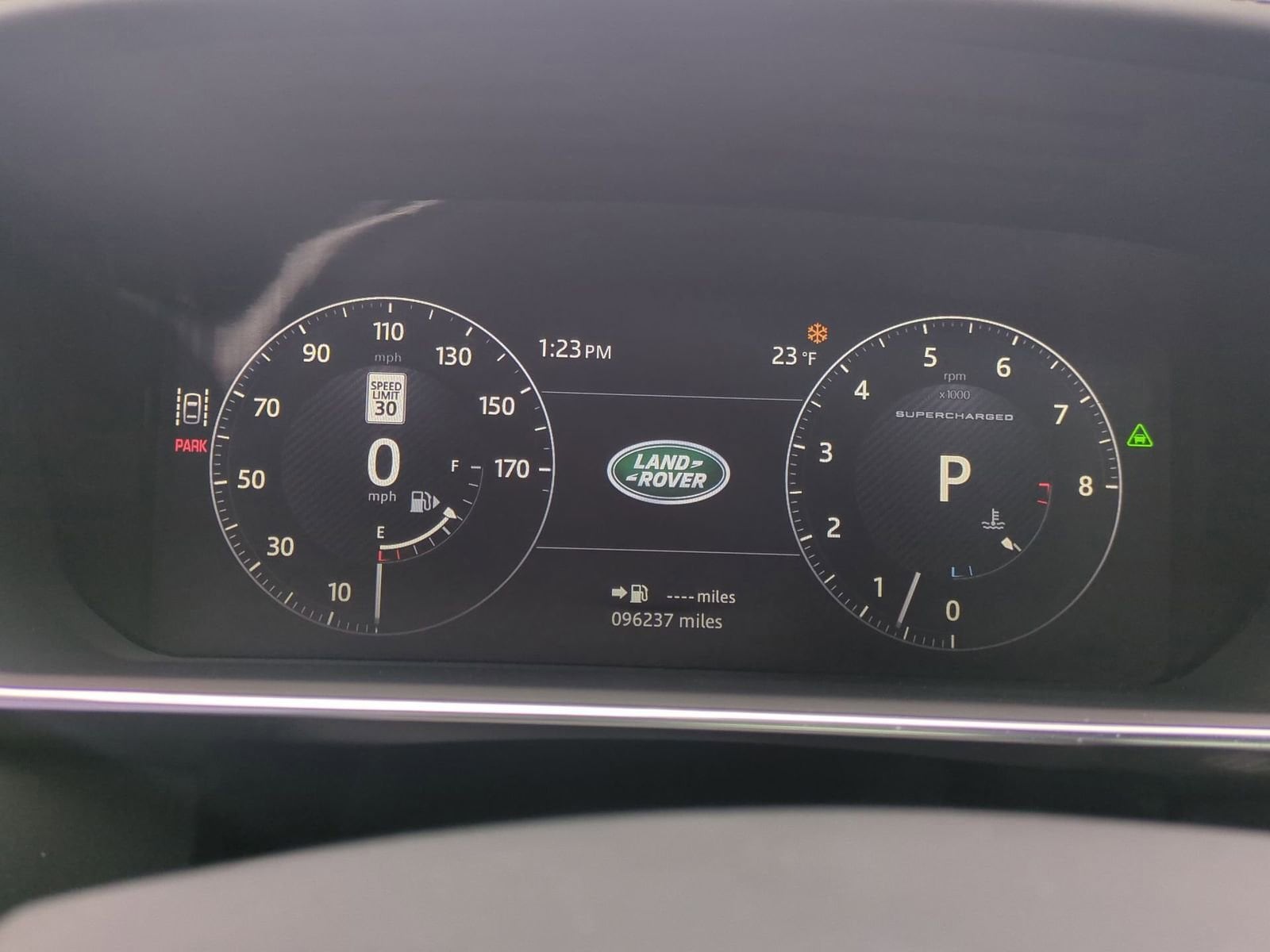 Thumbnail: 2017 Land Rover Range Rover - 35