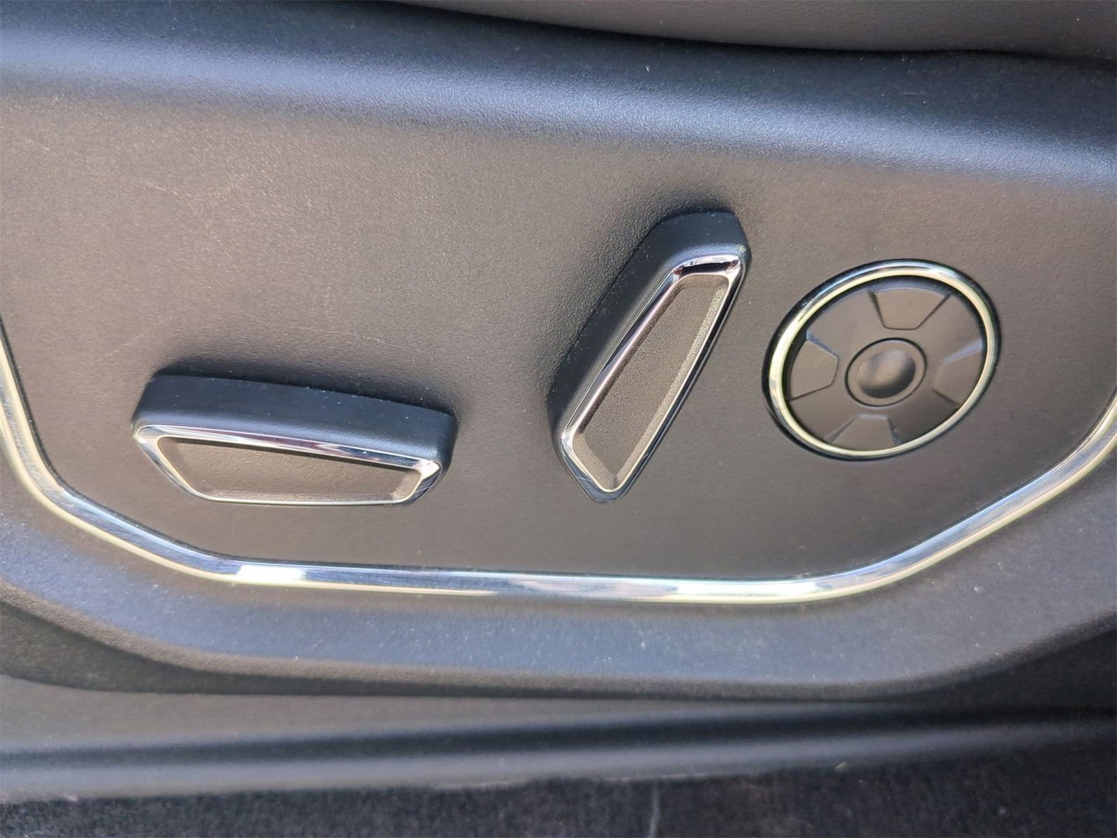 Thumbnail: 2019 Ford Expedition - 17