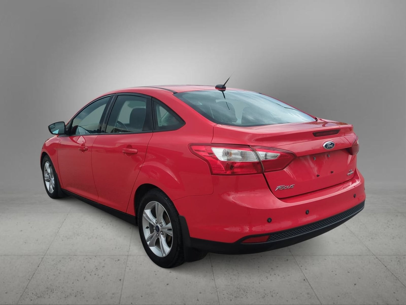 Thumbnail: 2014 Ford Focus - 6
