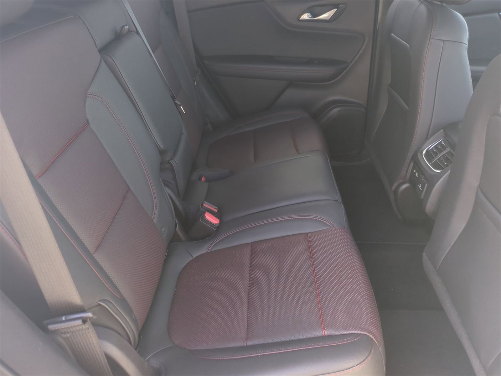 Thumbnail: 2022 Chevrolet Blazer - 21