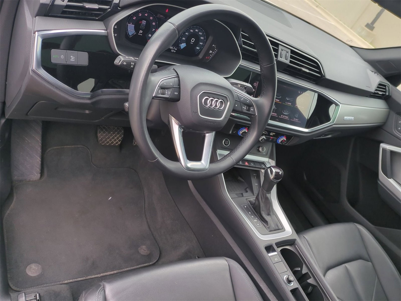 2024 Audi Q3 Premium 10
