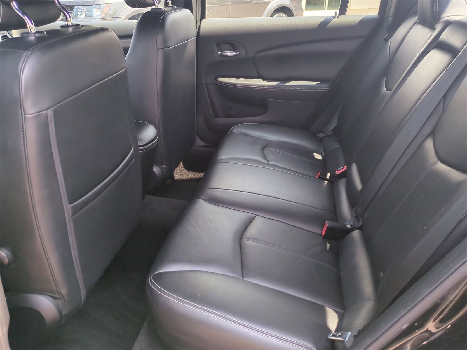 Thumbnail: 2011 Chrysler 200 - 19