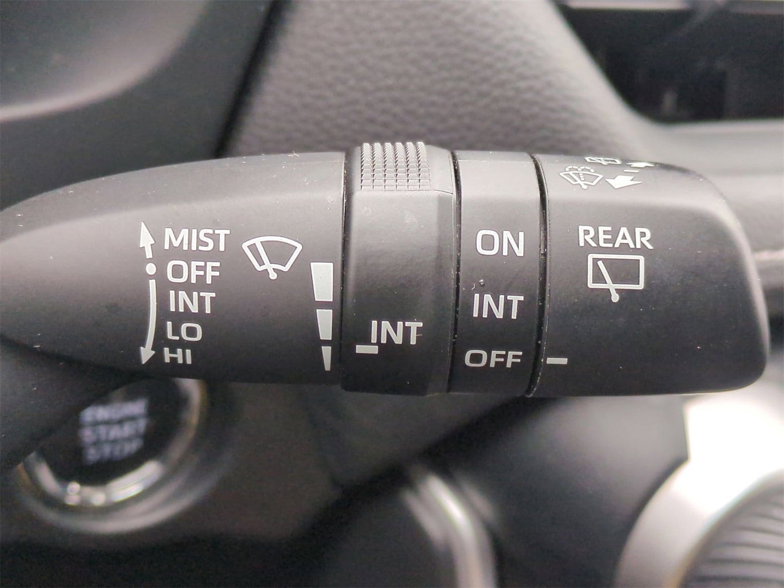 Thumbnail: 2023 Toyota RAV4 - 25