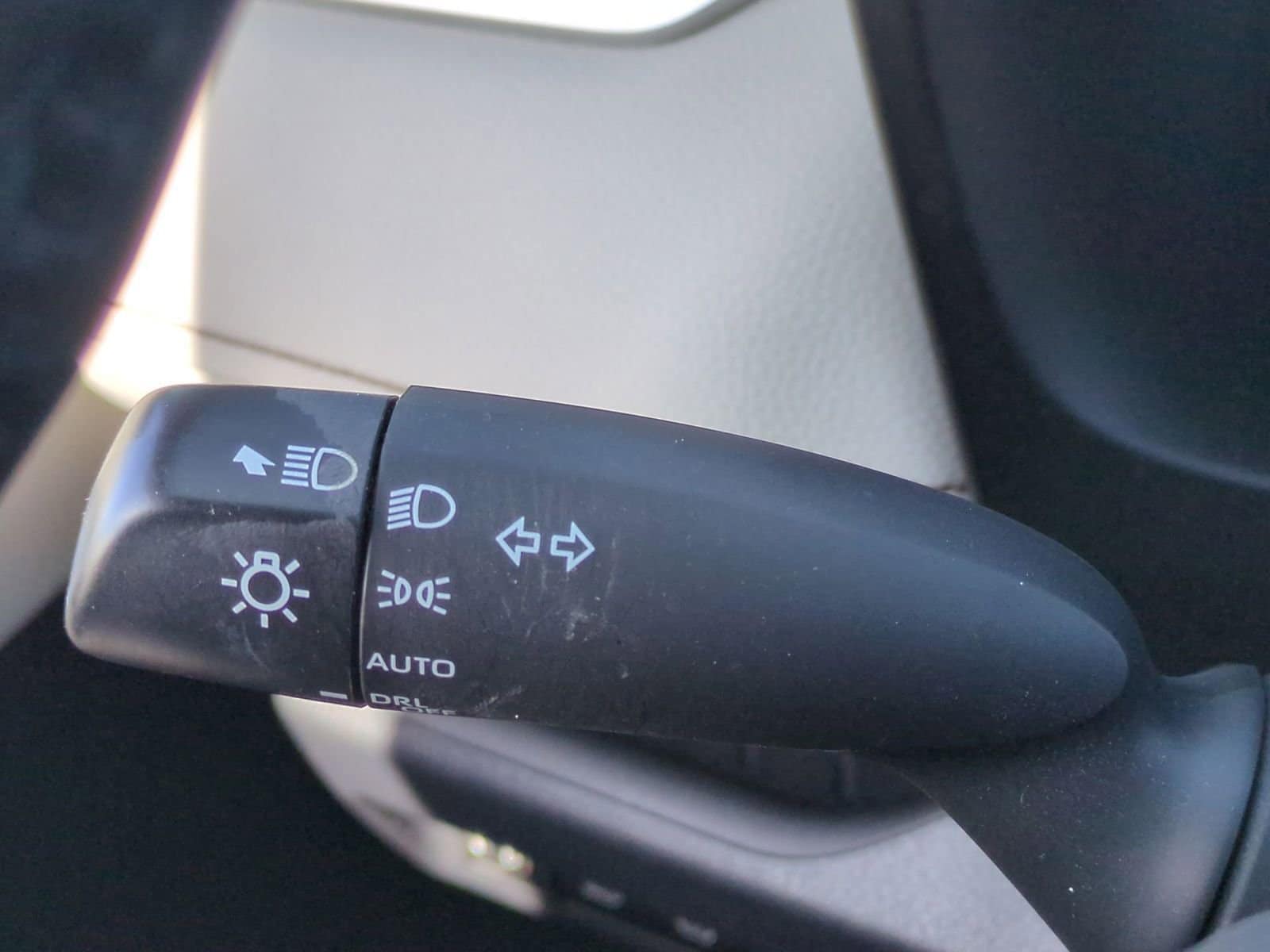 Thumbnail: 2023 Toyota RAV4 - 28