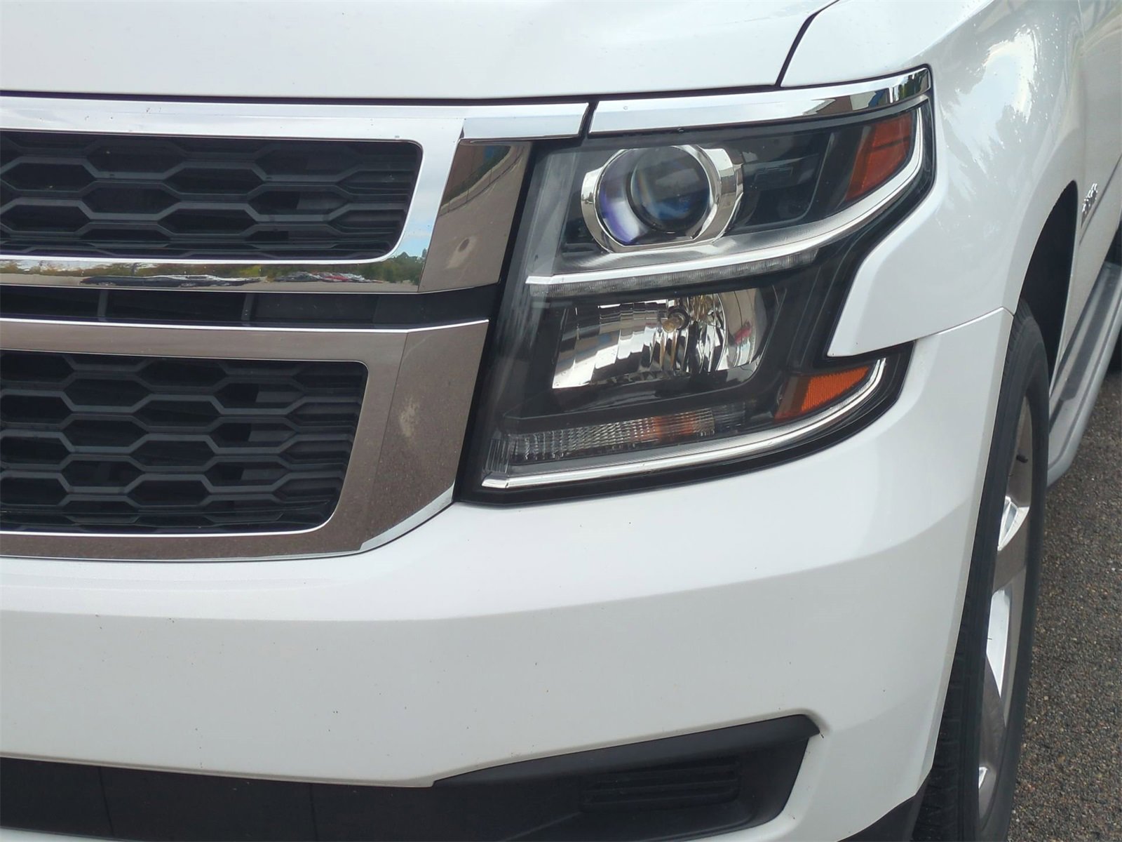 Thumbnail: 2017 Chevrolet Tahoe - 11