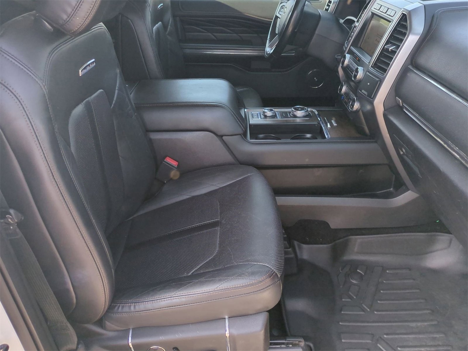 Thumbnail: 2019 Ford Expedition - 23