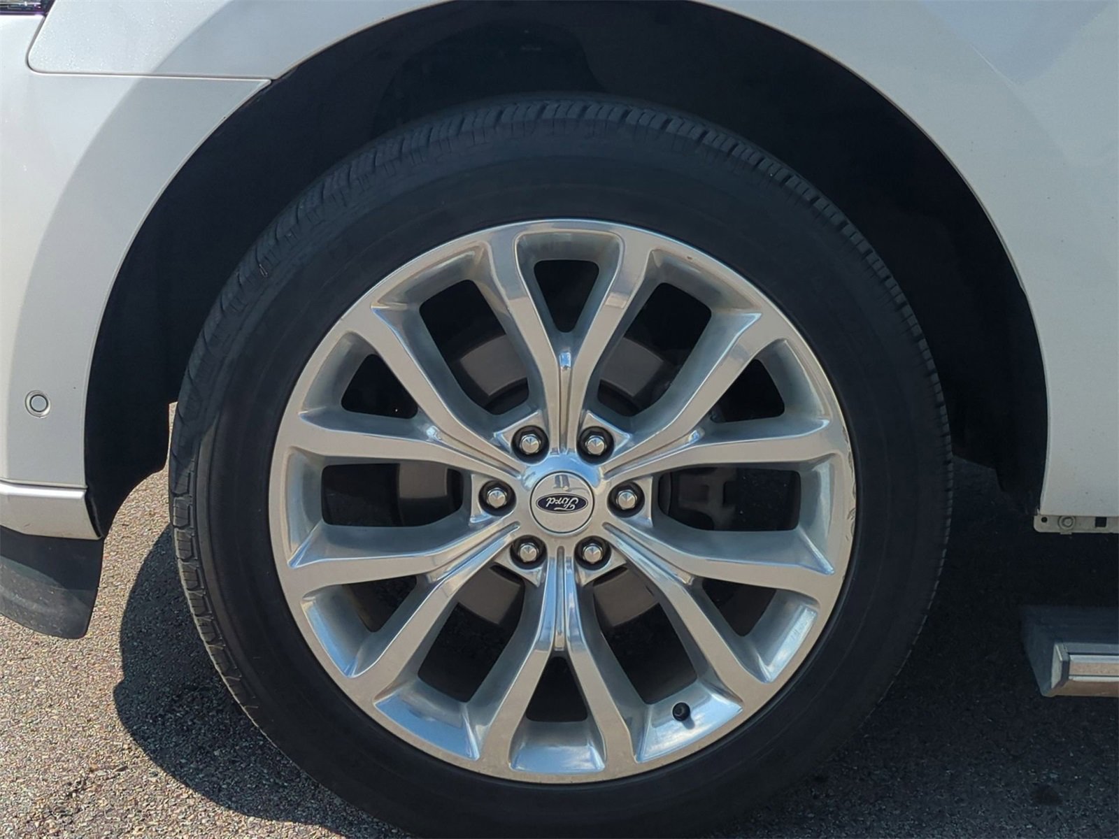 Thumbnail: 2019 Ford Expedition - 14