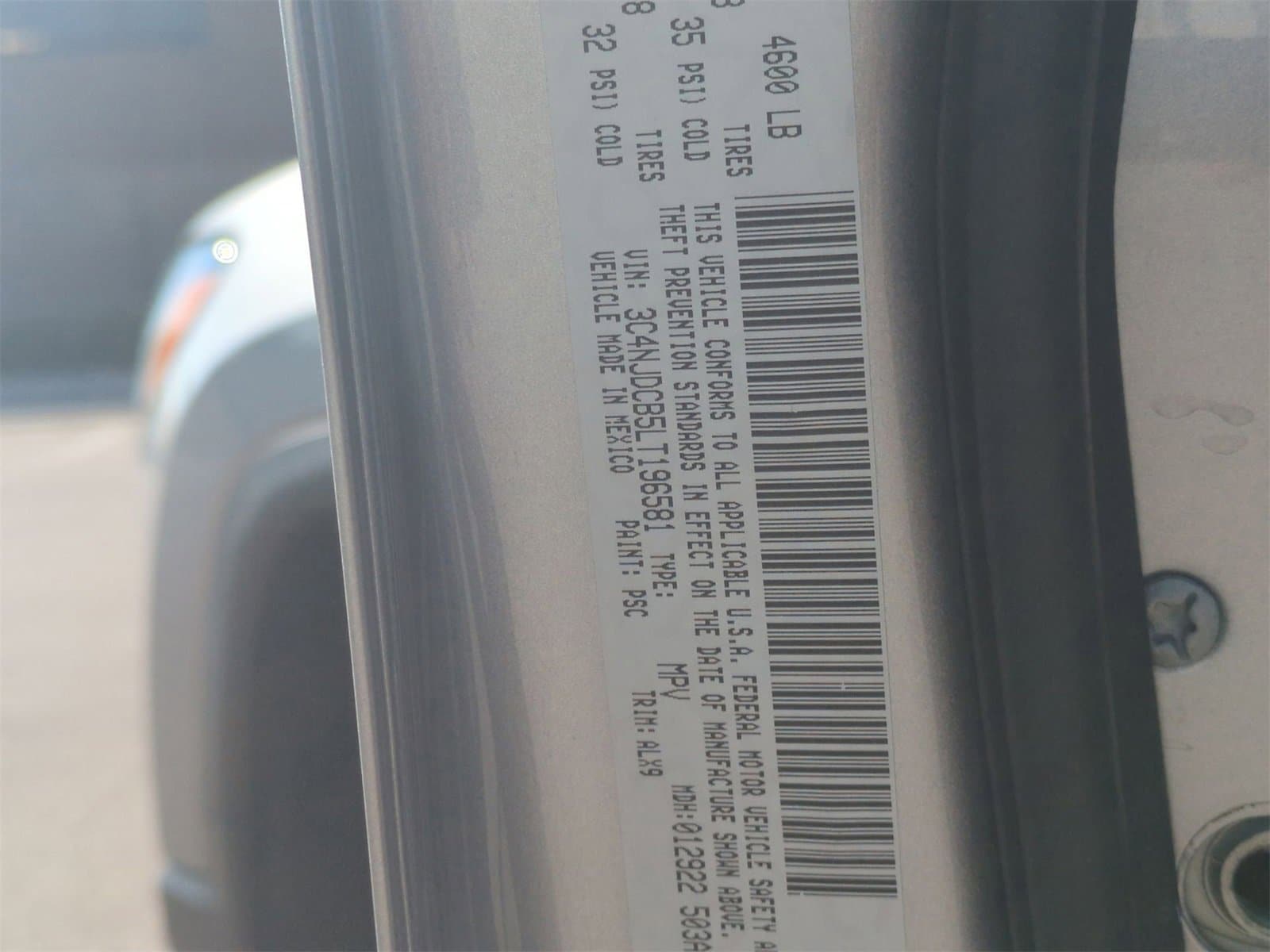 Thumbnail: 2020 Jeep Compass - 34