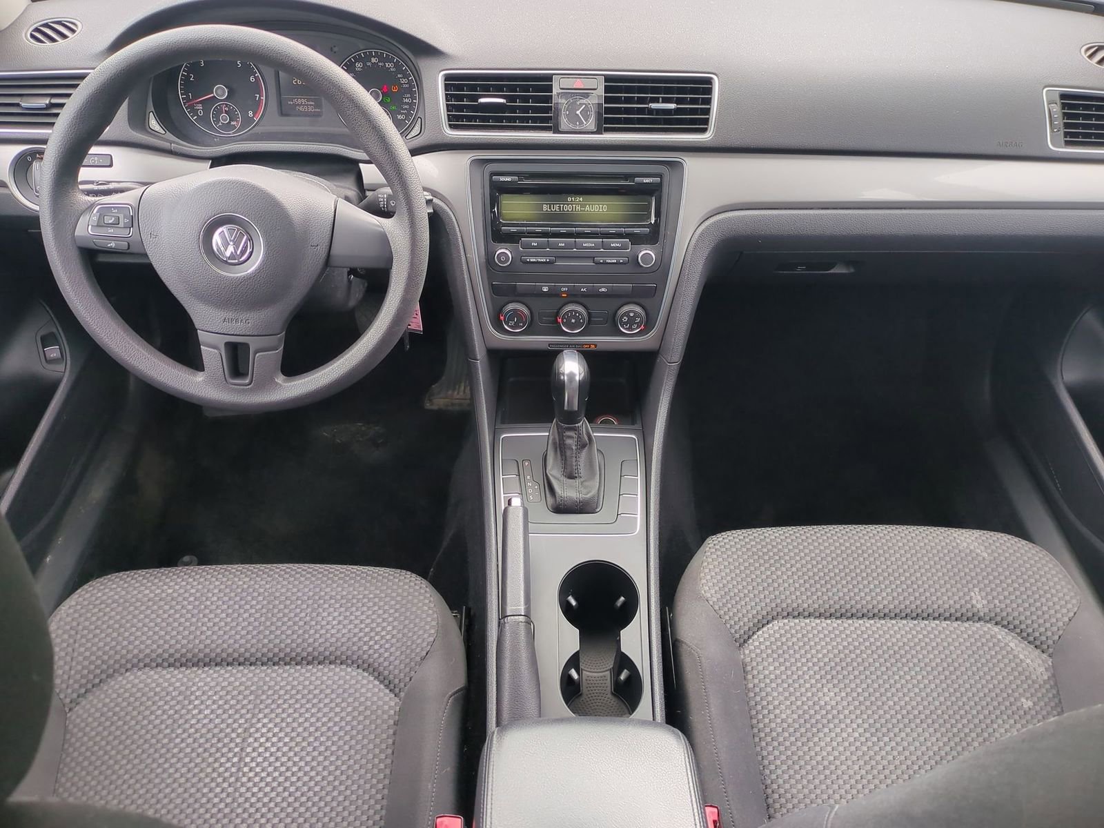 Thumbnail: 2013 Volkswagen Passat - 15
