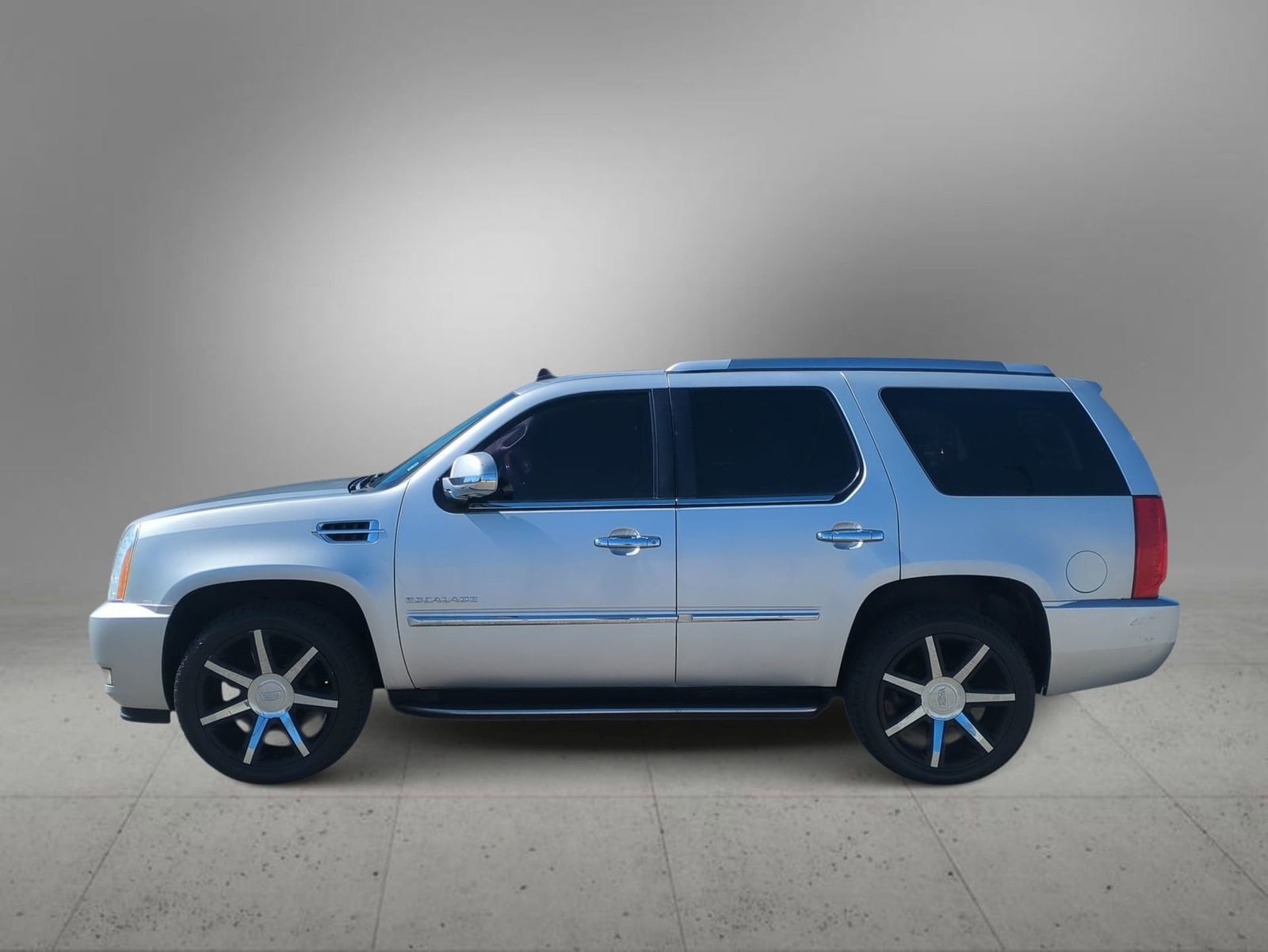Thumbnail: 2012 Cadillac Escalade - 5