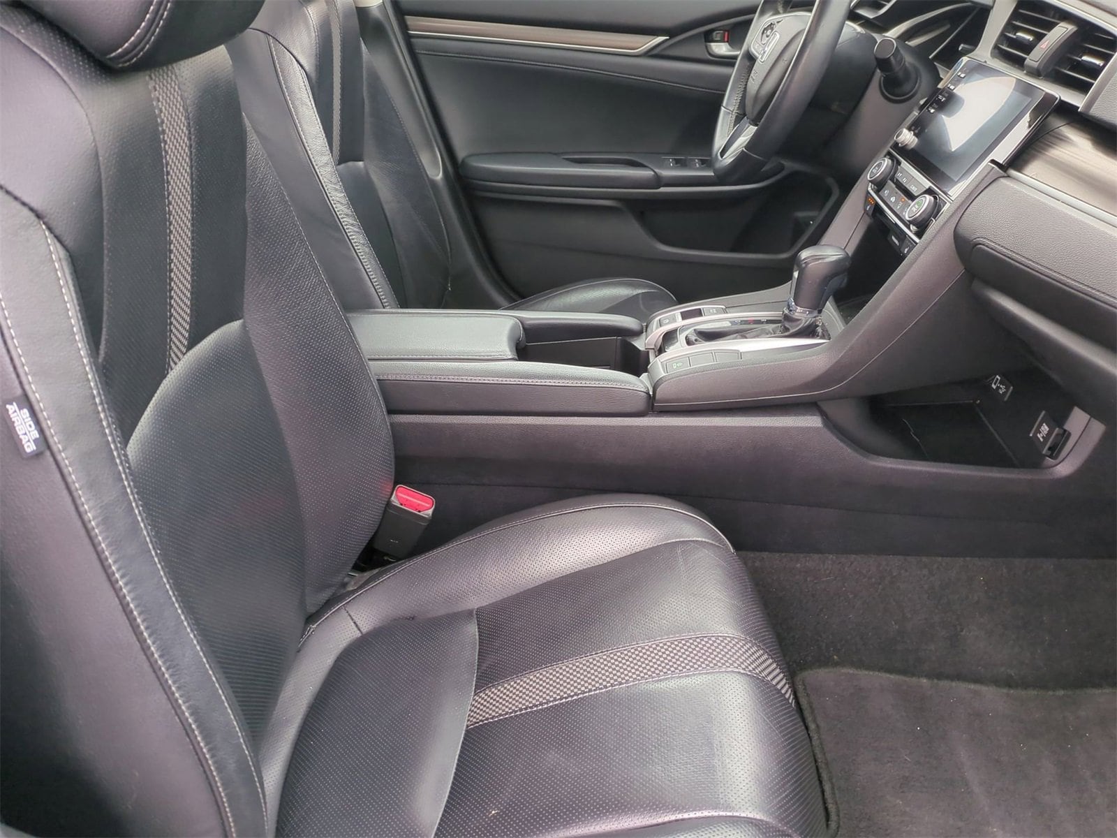 Thumbnail: 2019 Honda Civic - 23