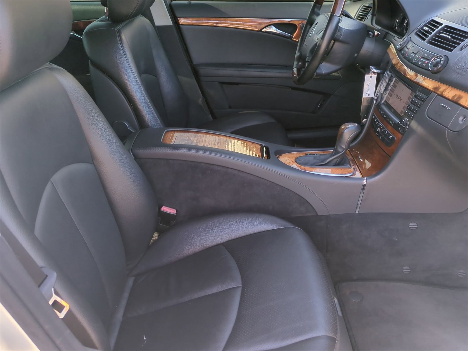 Thumbnail: 2006 Mercedes-Benz E-Class - 22