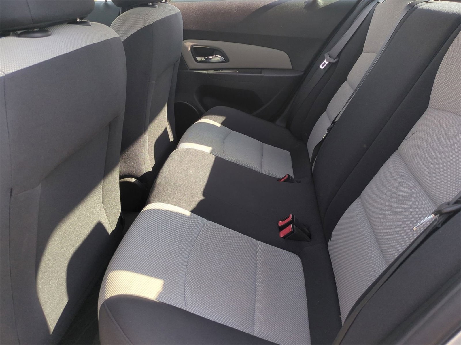 Thumbnail: 2016 Chevrolet Cruze - 19