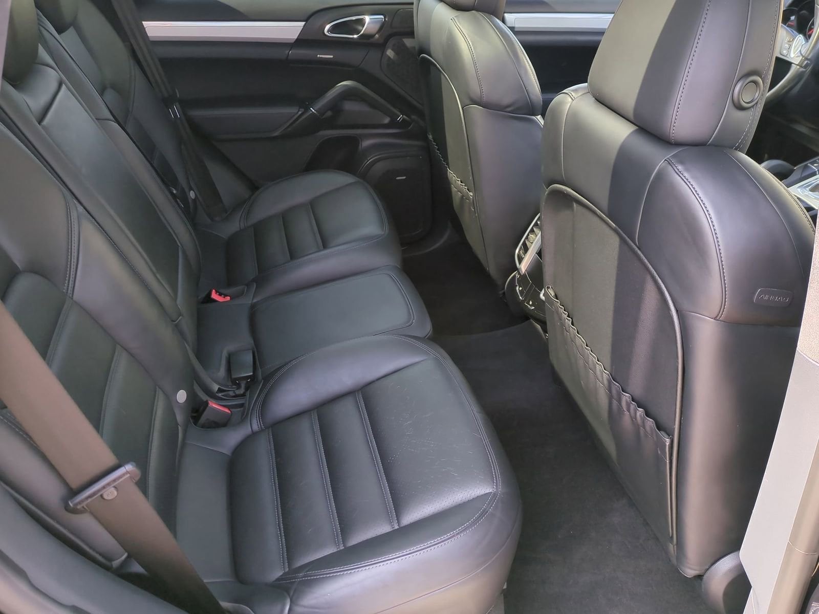 Thumbnail: 2014 Porsche Cayenne - 21