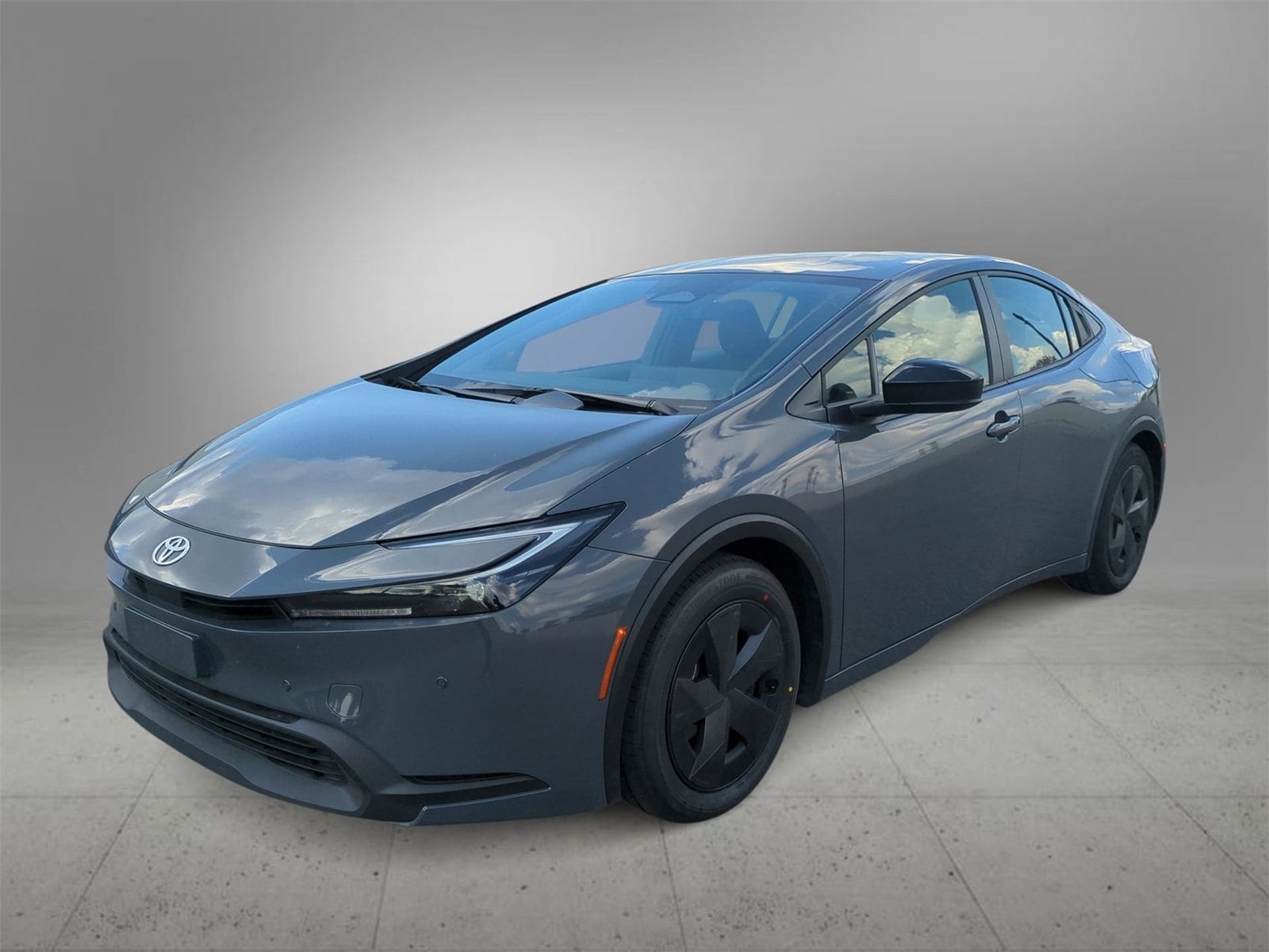 Thumbnail: 2024 Toyota Prius - 4