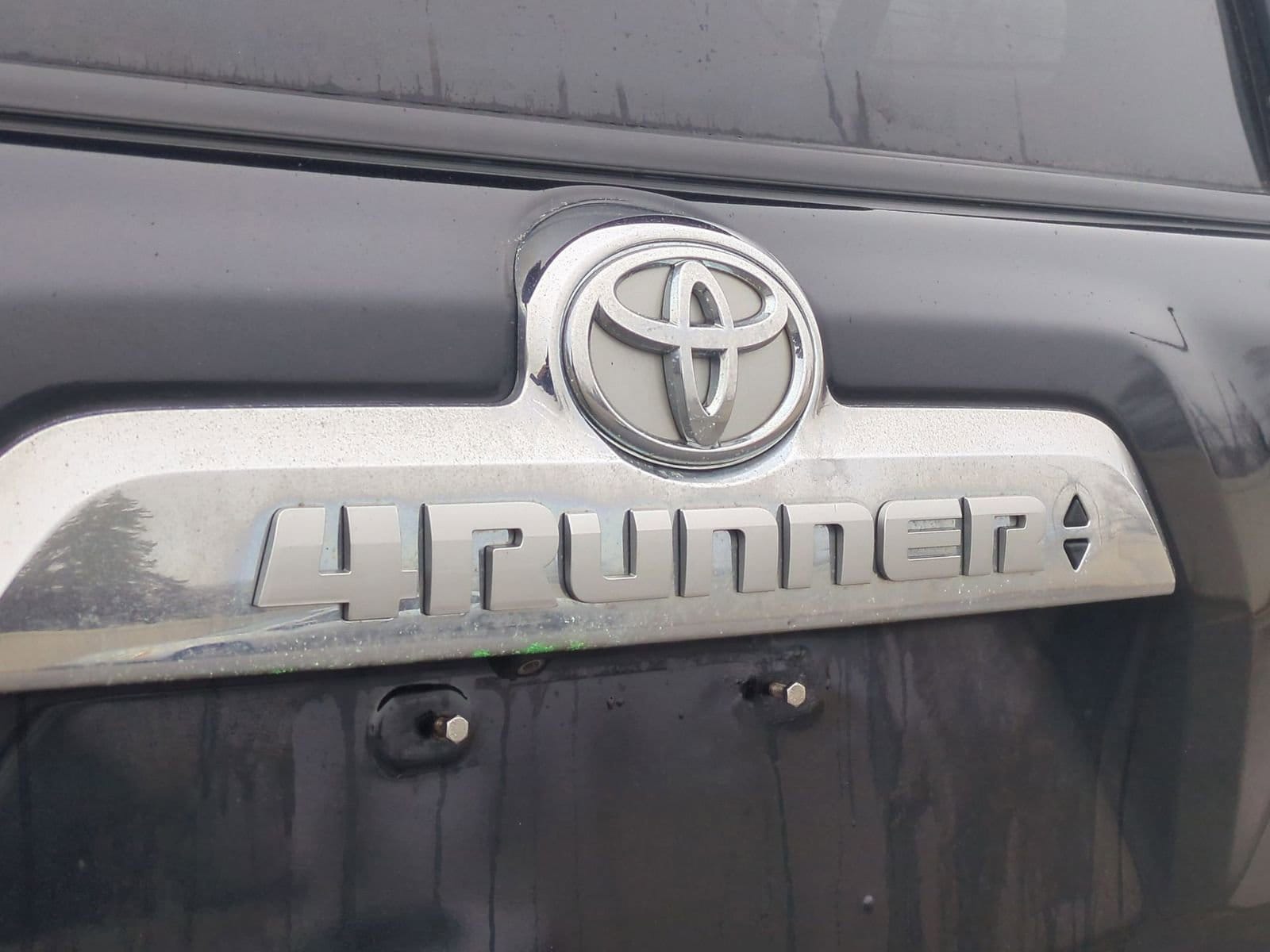 Thumbnail: 2015 Toyota 4Runner - 13
