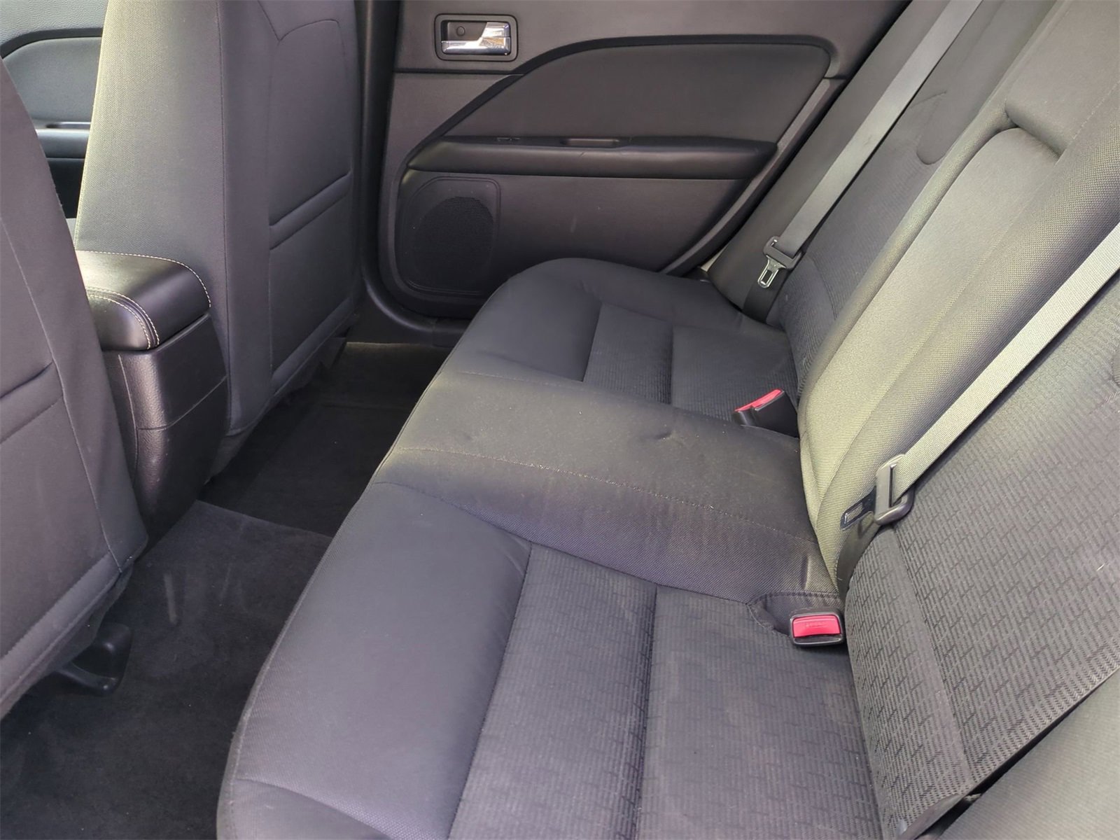 Thumbnail: 2012 Ford Fusion - 20