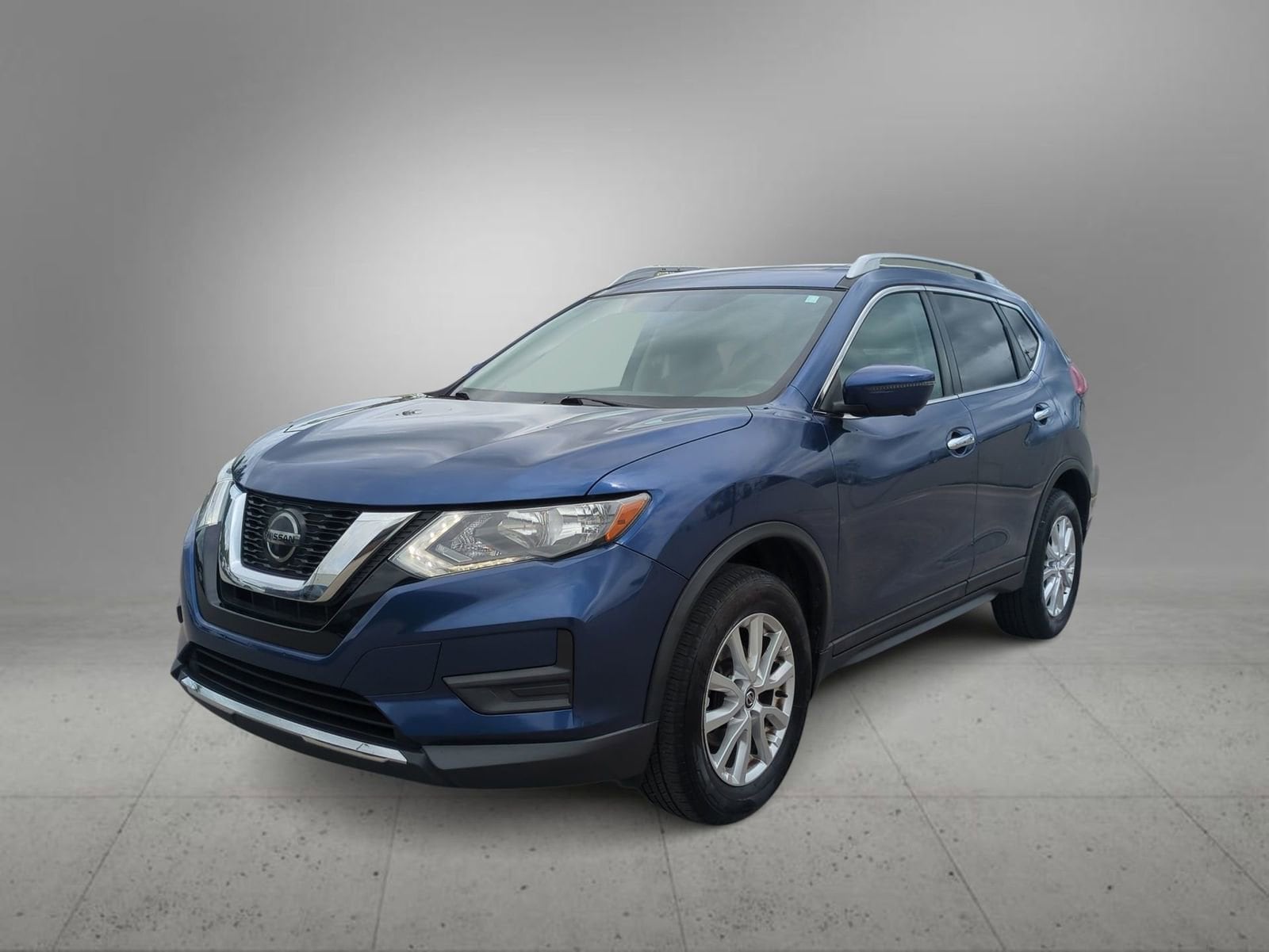 Thumbnail: 2018 Nissan Rogue - 4