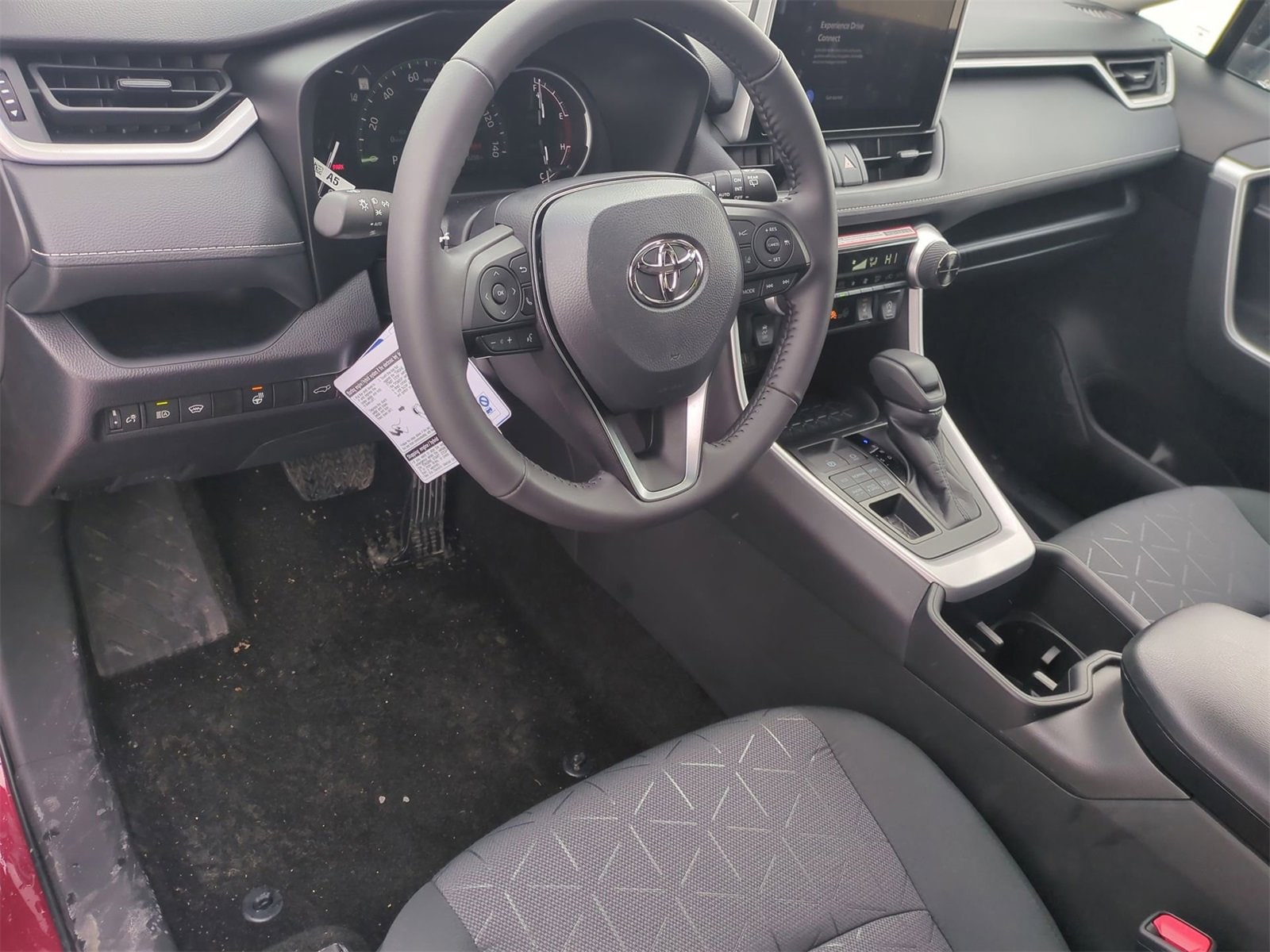 Thumbnail: 2025 Toyota RAV4 - 10