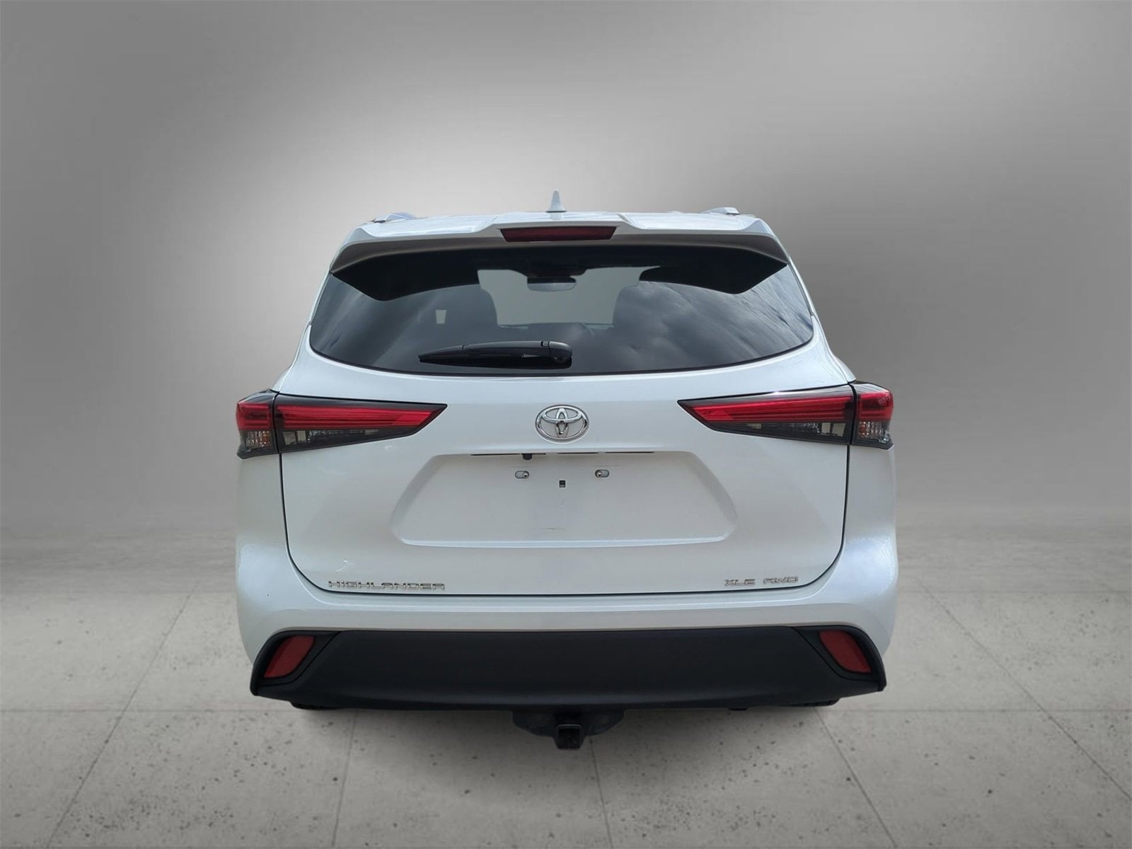 Thumbnail: 2022 Toyota Highlander - 7
