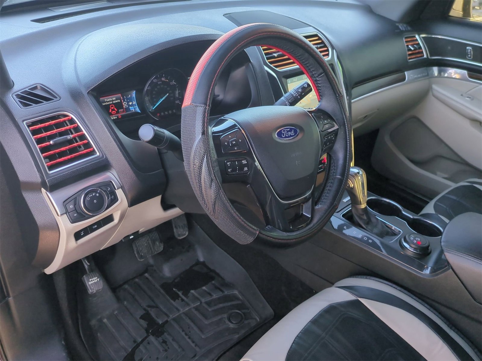 Thumbnail: 2018 Ford Explorer - 10