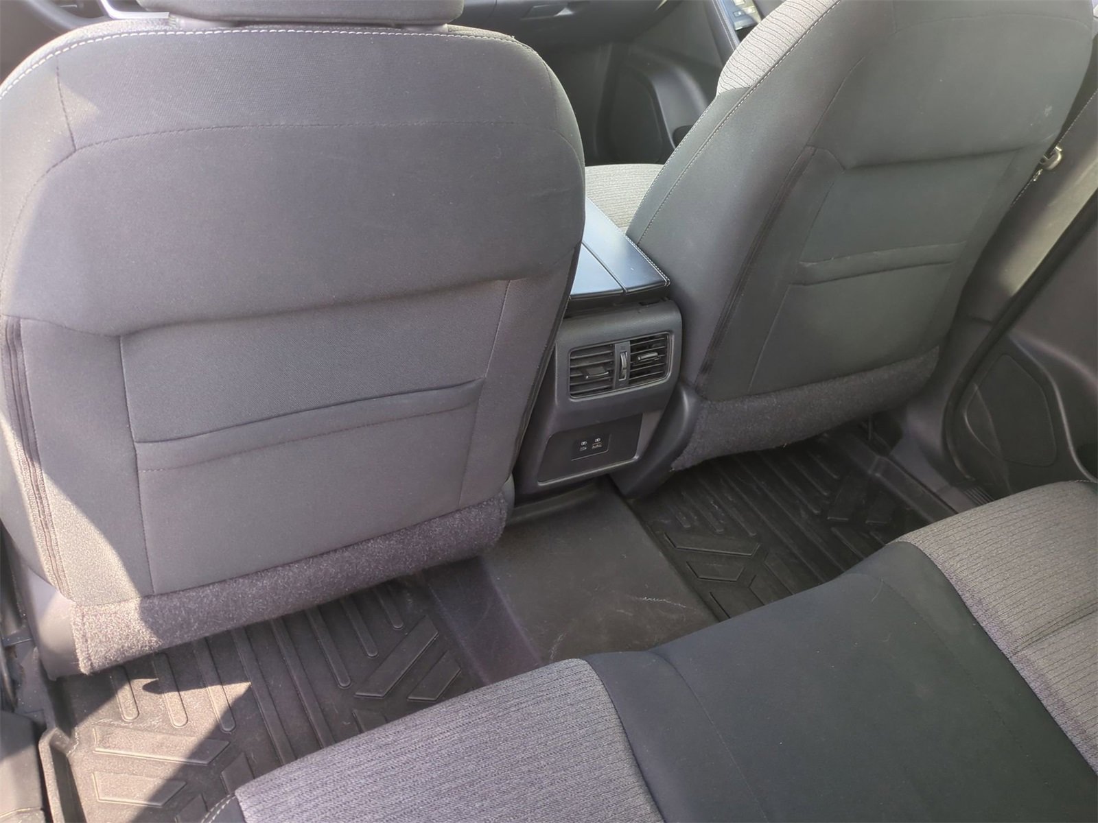 Thumbnail: 2022 Nissan Rogue - 18