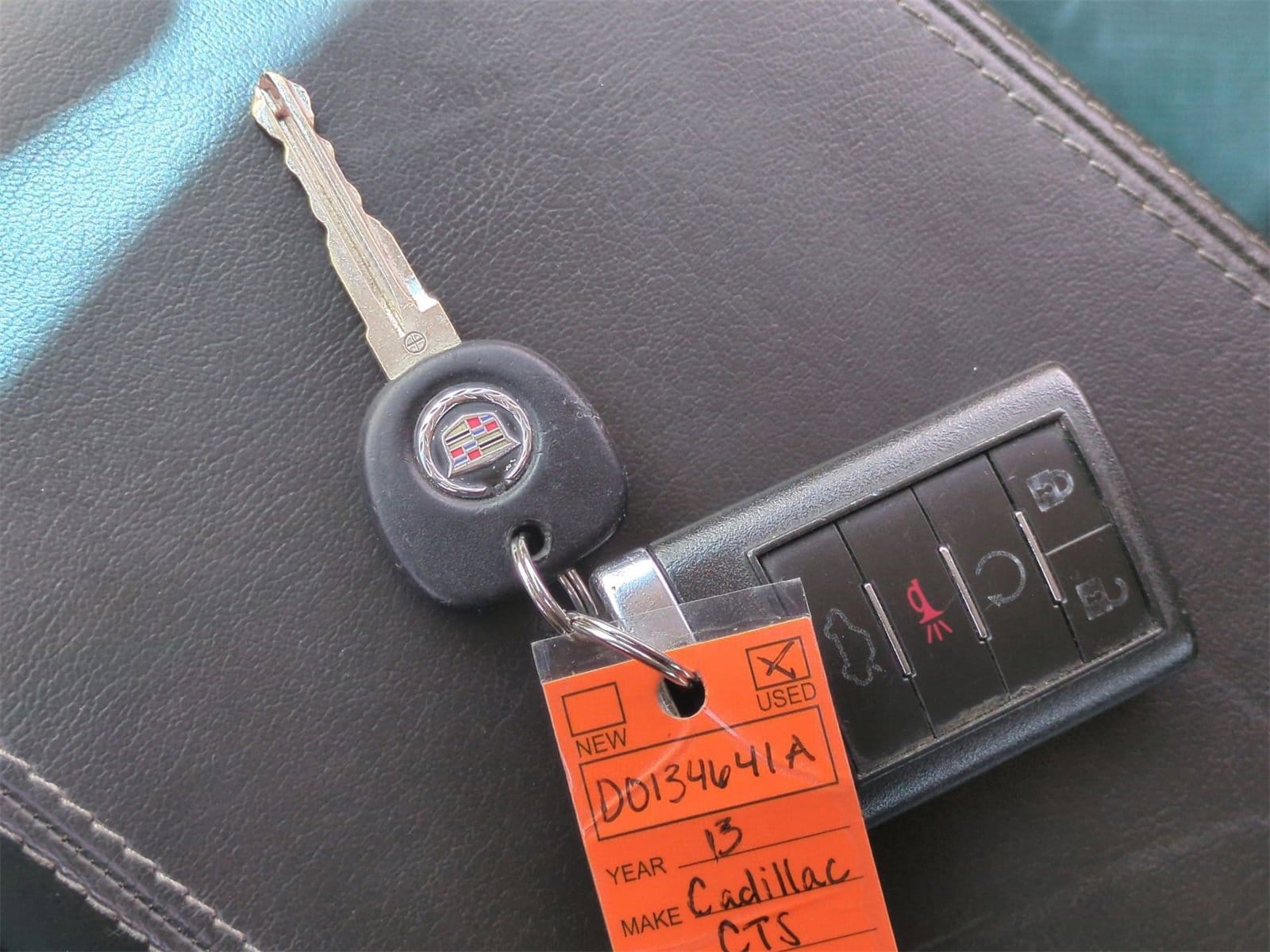 2013 Cadillac CTS Luxury 32