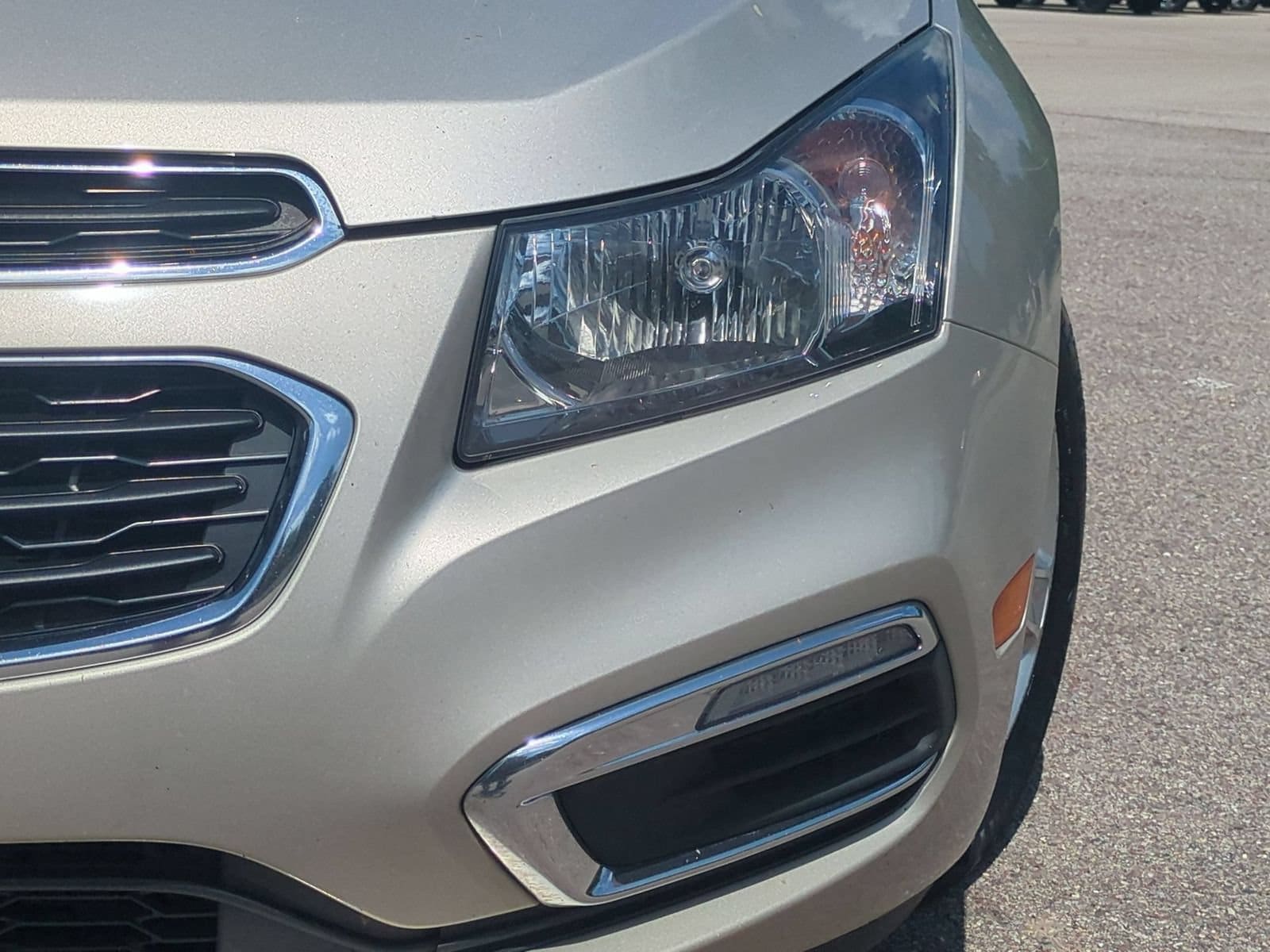 Thumbnail: 2016 Chevrolet Cruze - 11