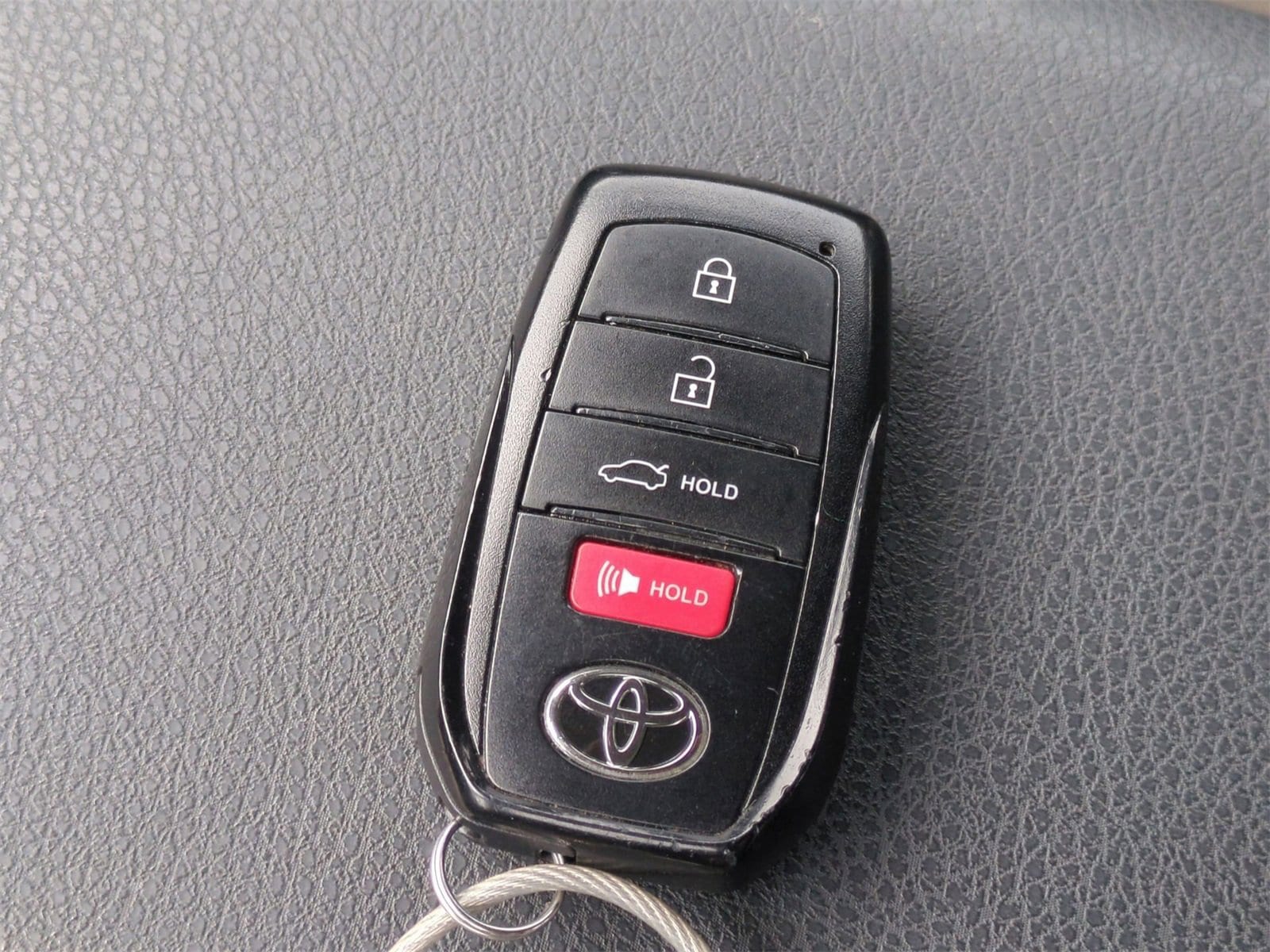 Thumbnail: 2025 Toyota Camry - 33
