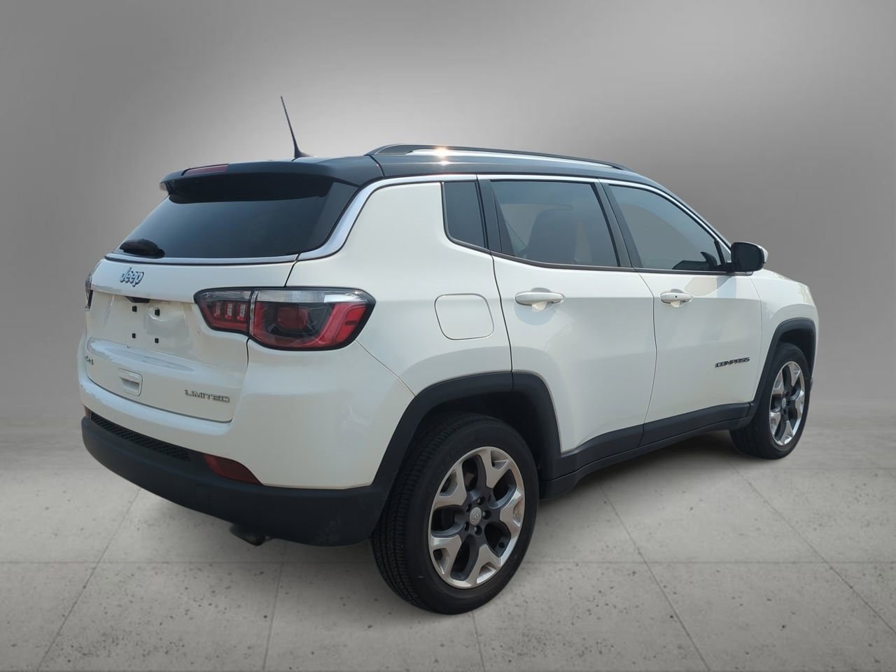 Thumbnail: 2020 Jeep Compass - 8
