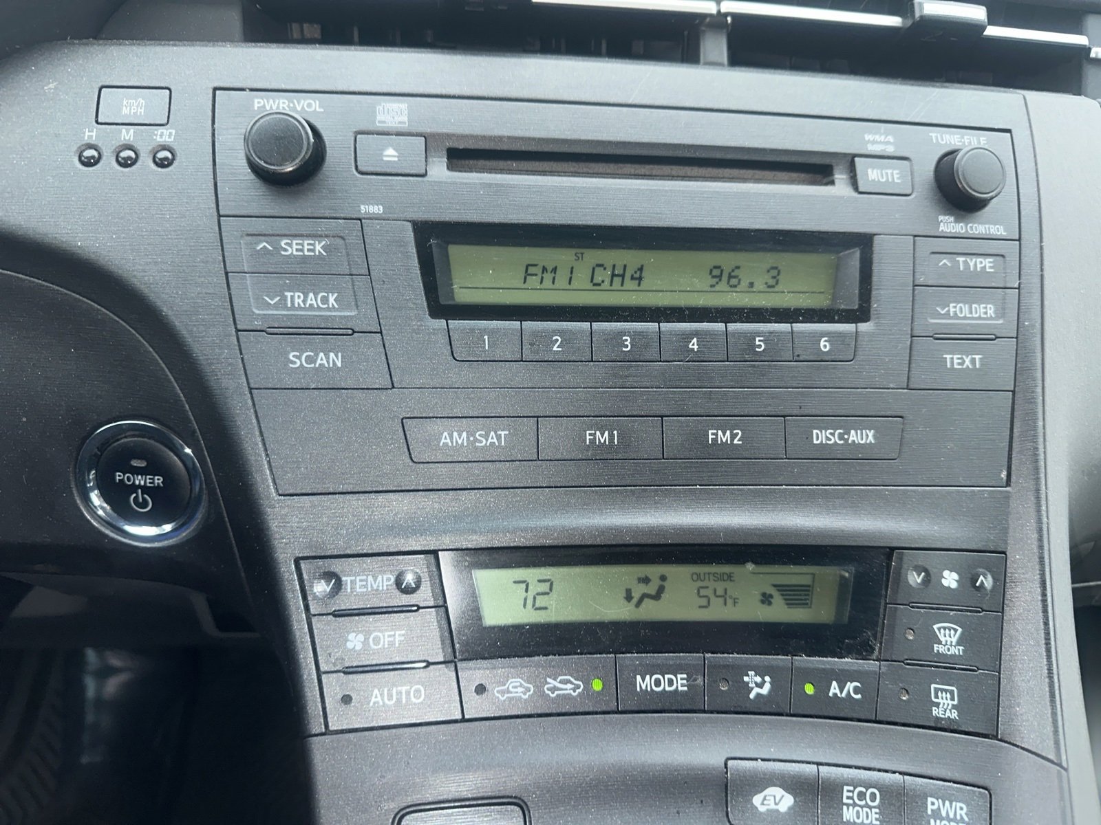 Thumbnail: 2011 Toyota Prius - 4