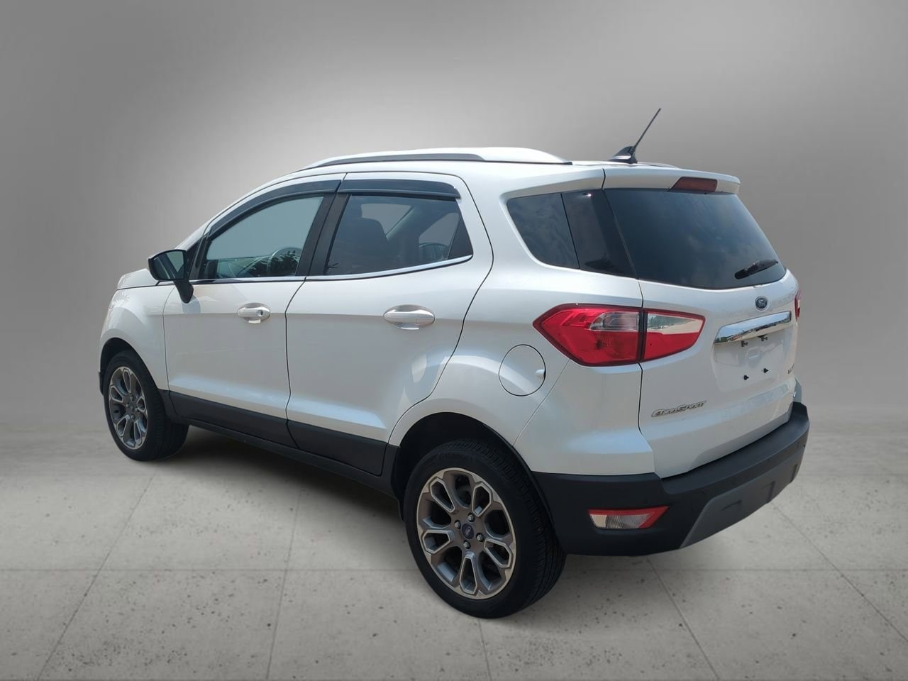 Thumbnail: 2018 Ford EcoSport - 6